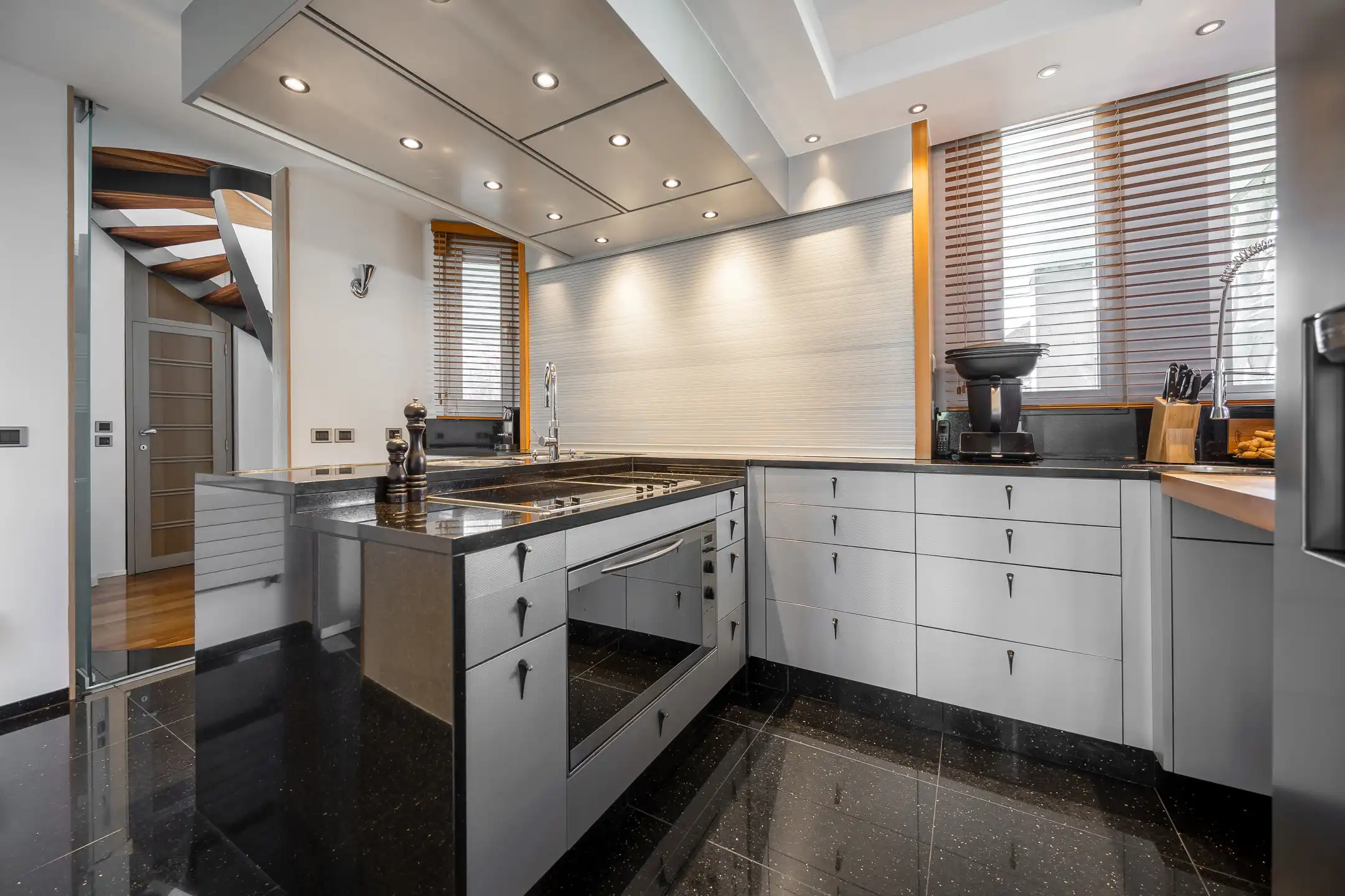 Prachtige architectenvilla op toplocatie te Mortsel foto 9