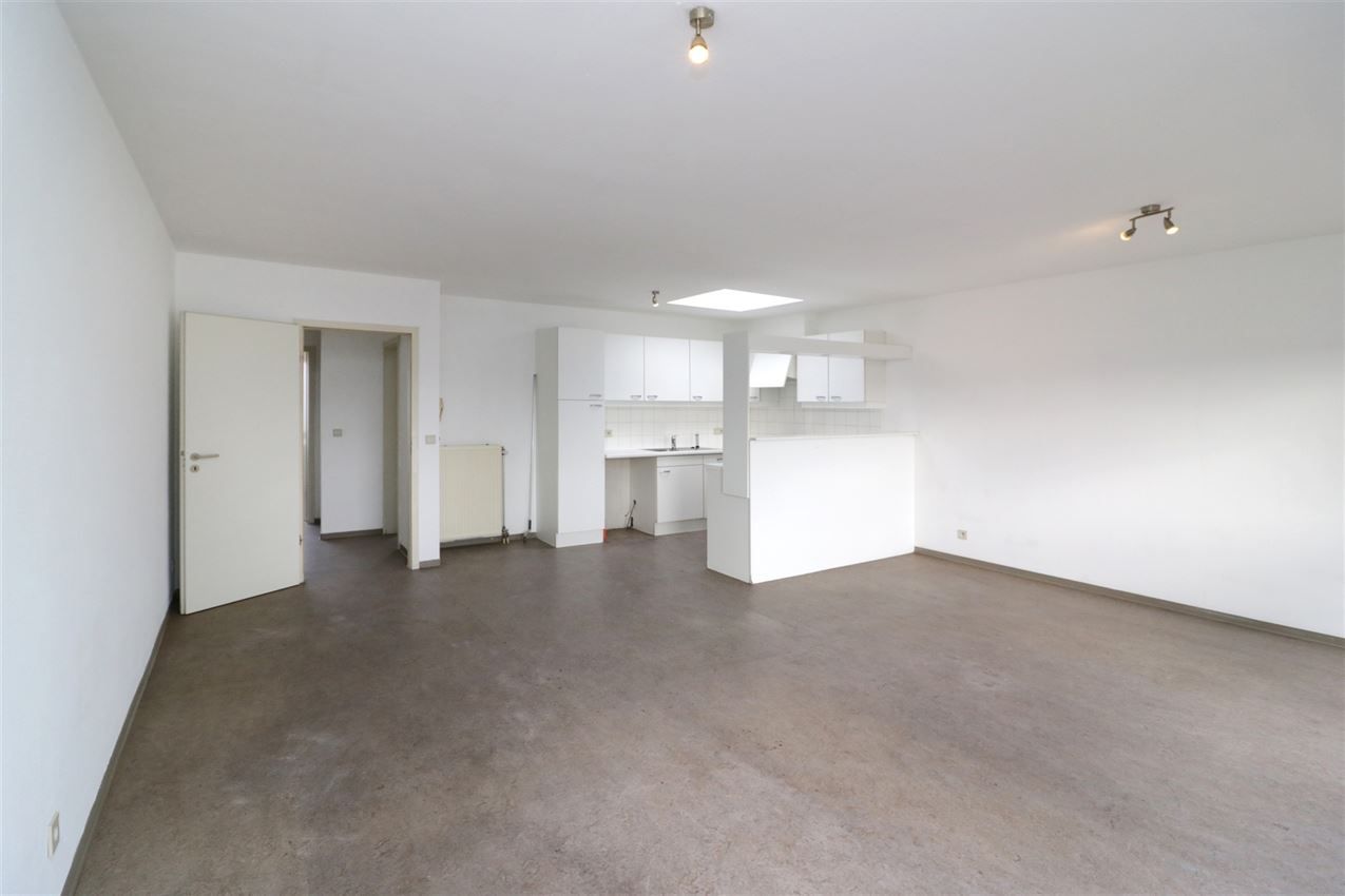 Appartement, twee slaapkamers, autostaanplaats in centrum foto 7