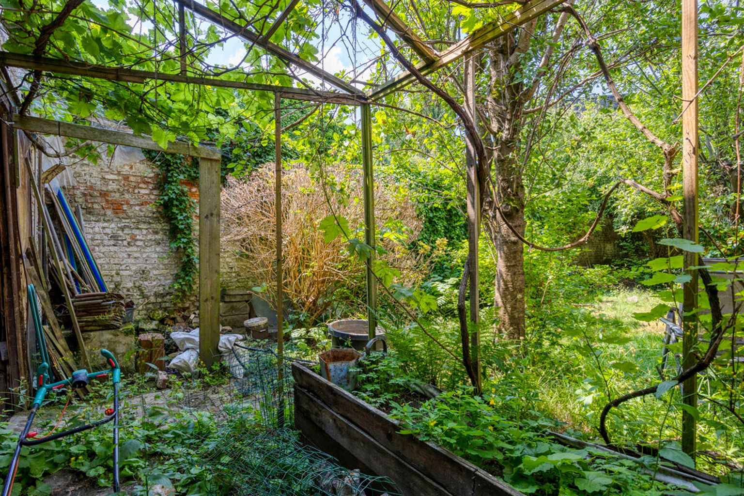 Commercieel gelijkvloers met achterliggend werkplaats foto 14