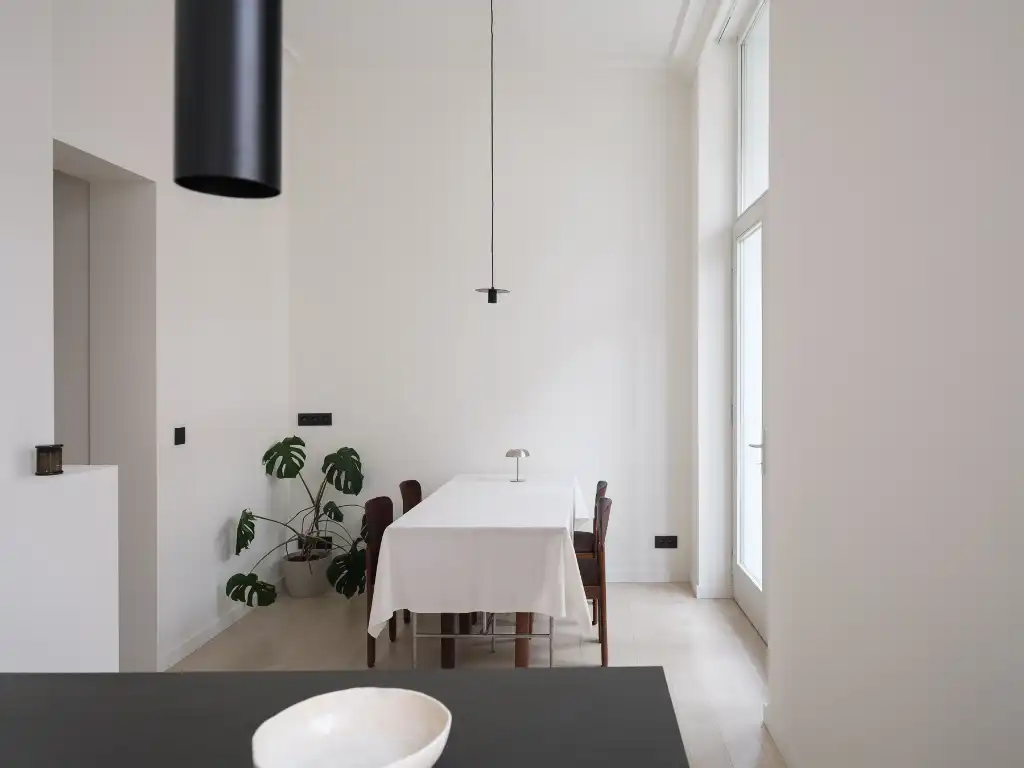 Architecturaal 1-slaapkamerappartement met ruim buitenterras in centrum Gent foto 3