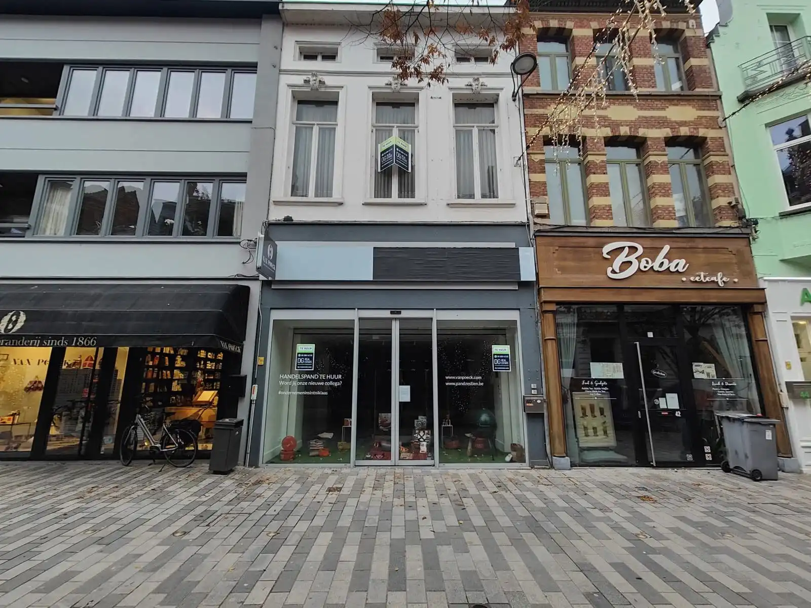 Commercieel pand te huur in hét winkelhart van Sint-Niklaas foto {{pictureIndex}}