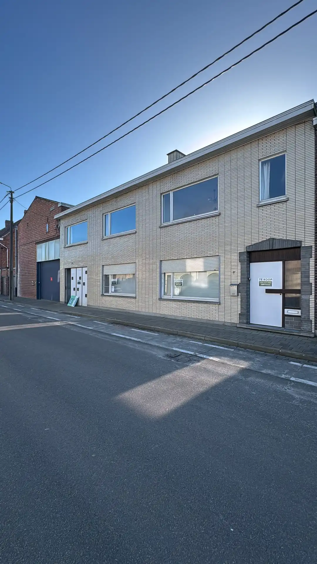 MAGAZIJN MET TWEEWOONST - 1.052 M² foto 39