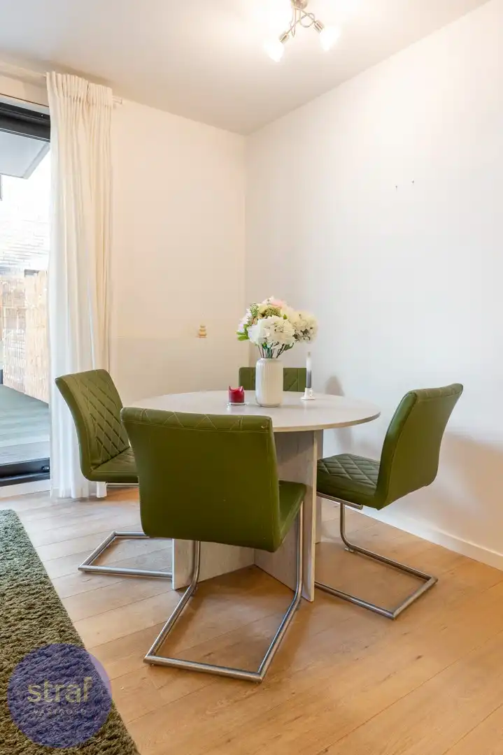 Twee slaapkamers, autostaanplaats, Galgenweel én hartje Antwerpen op één plek foto 2