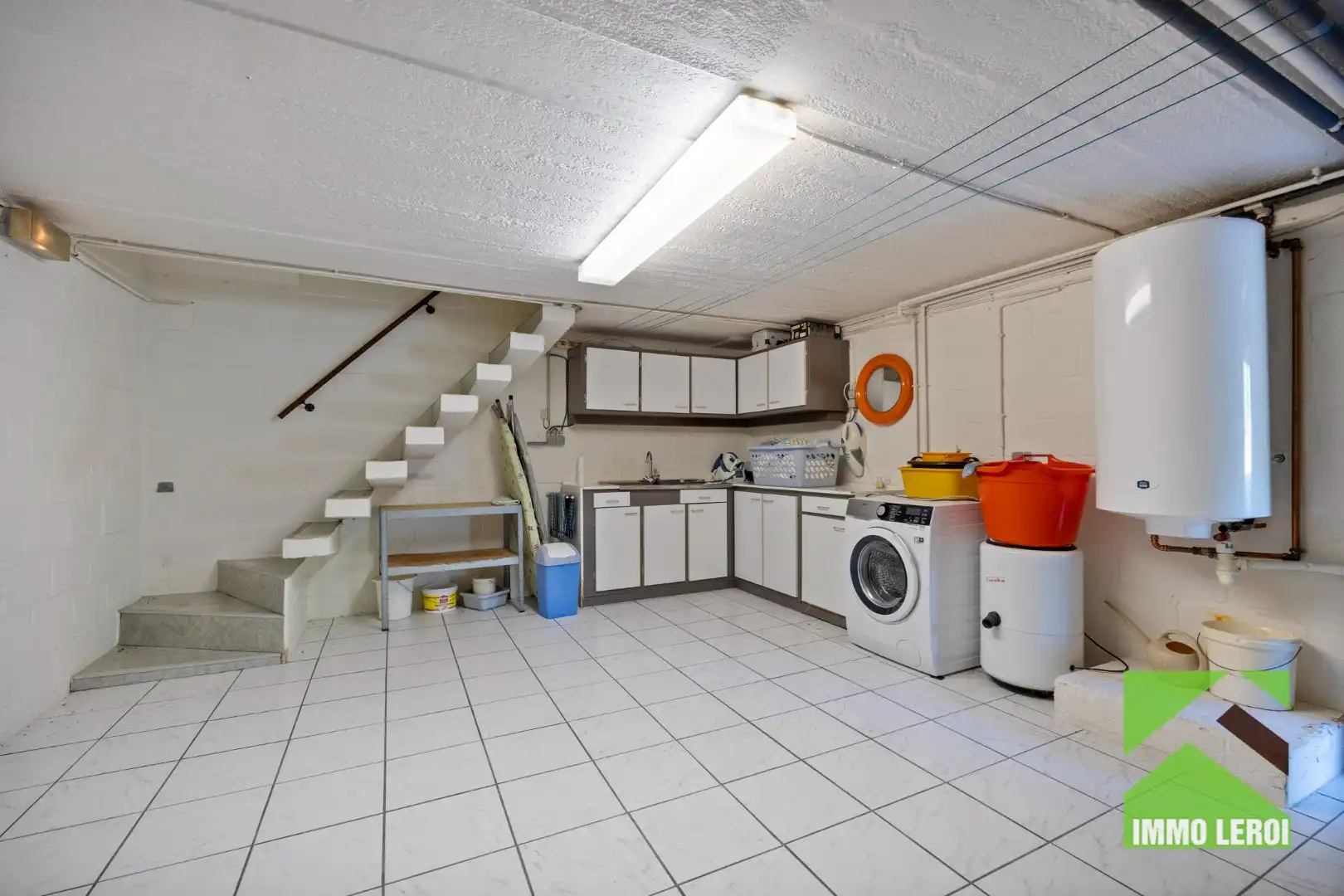 Ruime en stijlvolle bungalow met aangename tuin en ruim overdekt terras foto 25