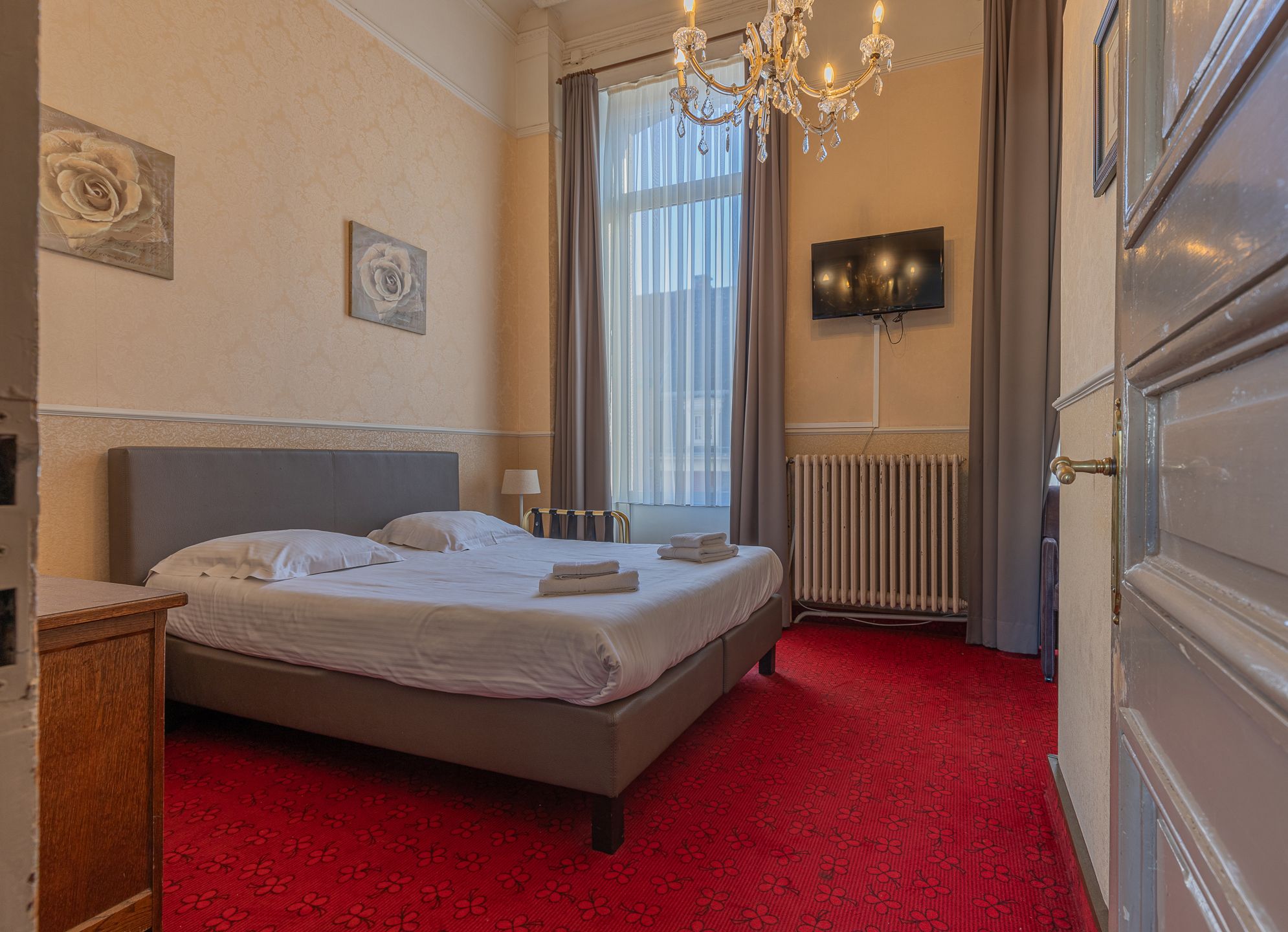 AALST- VOORMALIG HOTEL IN CENTRUM foto 28