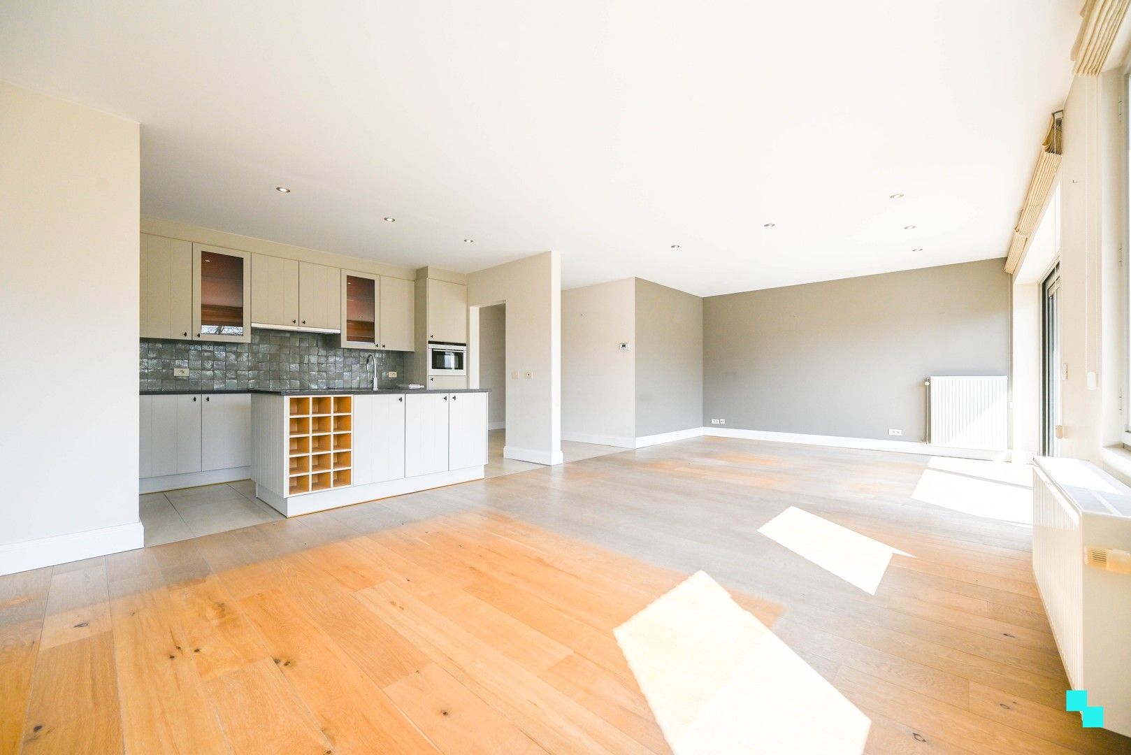 Modern, energiezuinig, instapklaar appartement te Wielsbeke foto 3