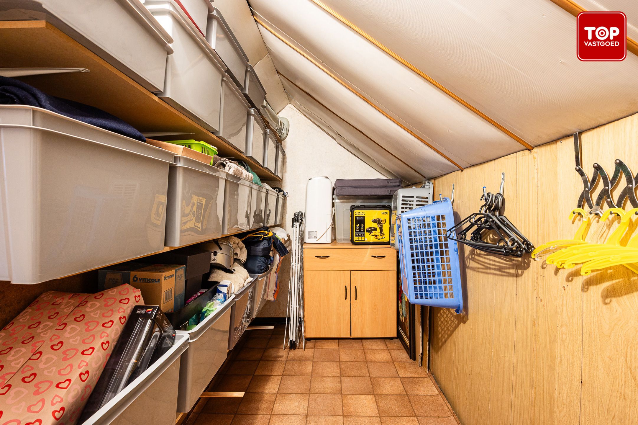 Instapklare woning met 2 slaapkamers en ruime koer in hartje Gentbrugge. foto 20