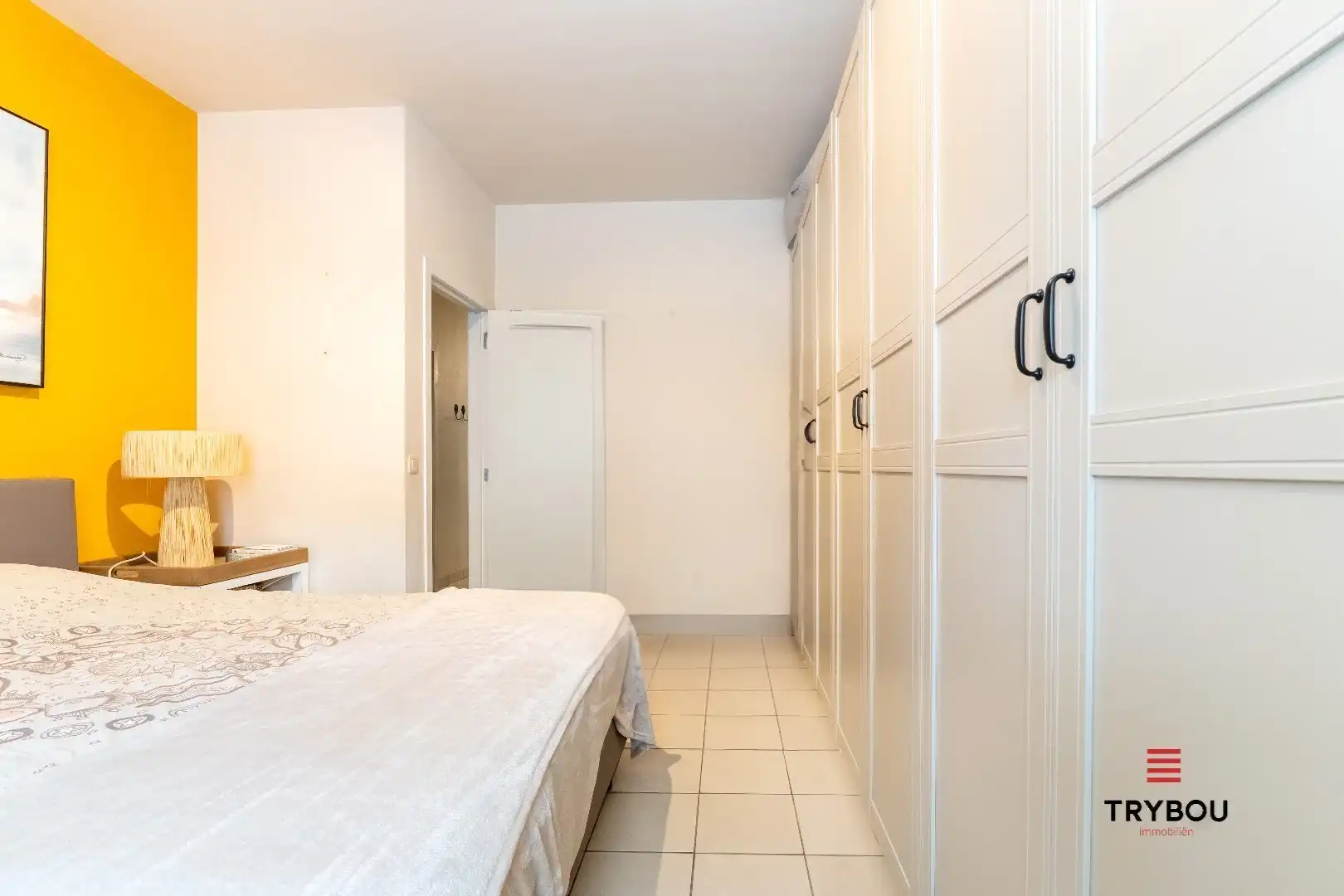 Ruim, instapklaar appartement met garage te koop in Langemark-Poelkapelle foto 14