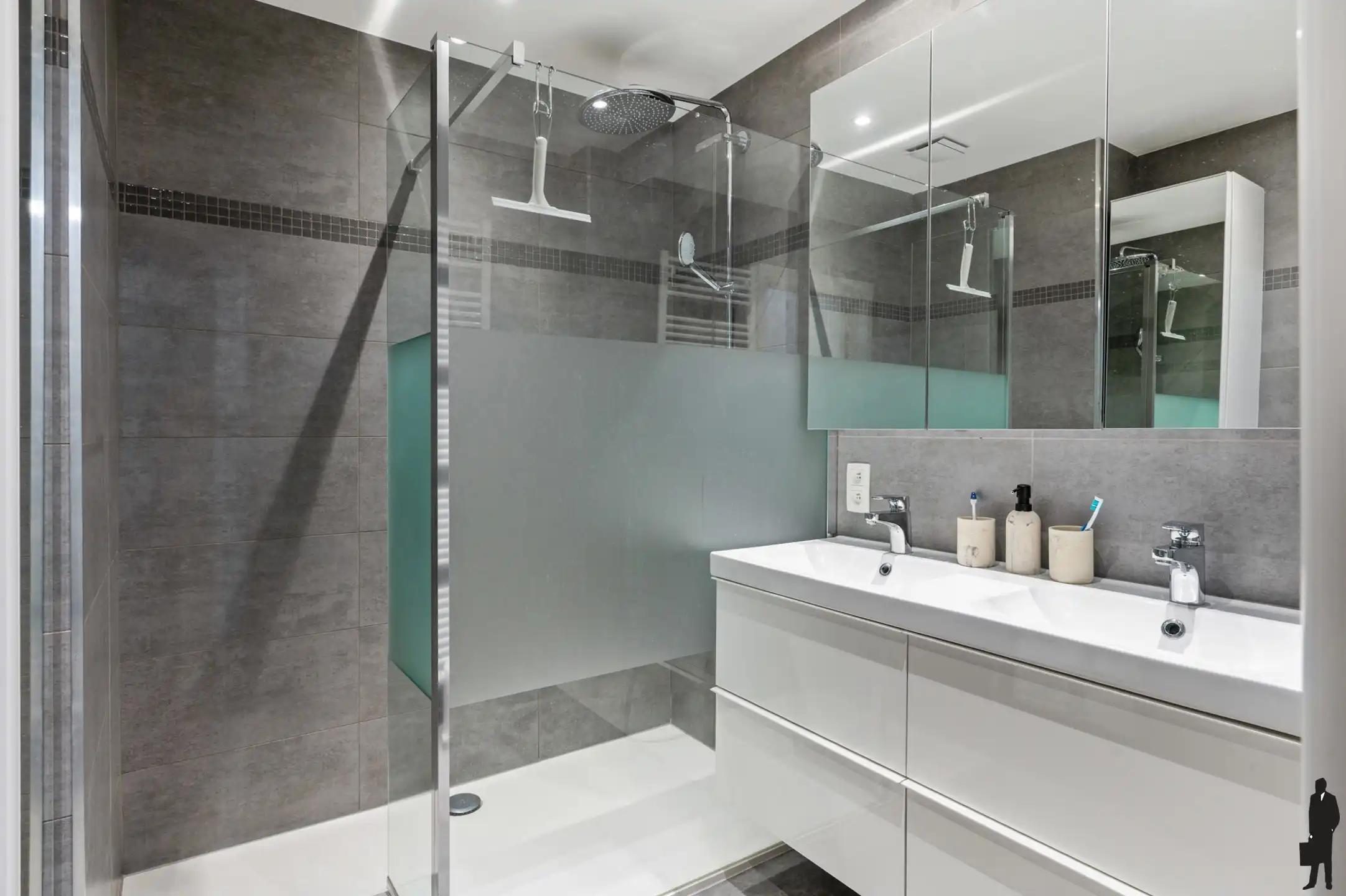 Prachtig appartement met twee slaapkamers foto 10