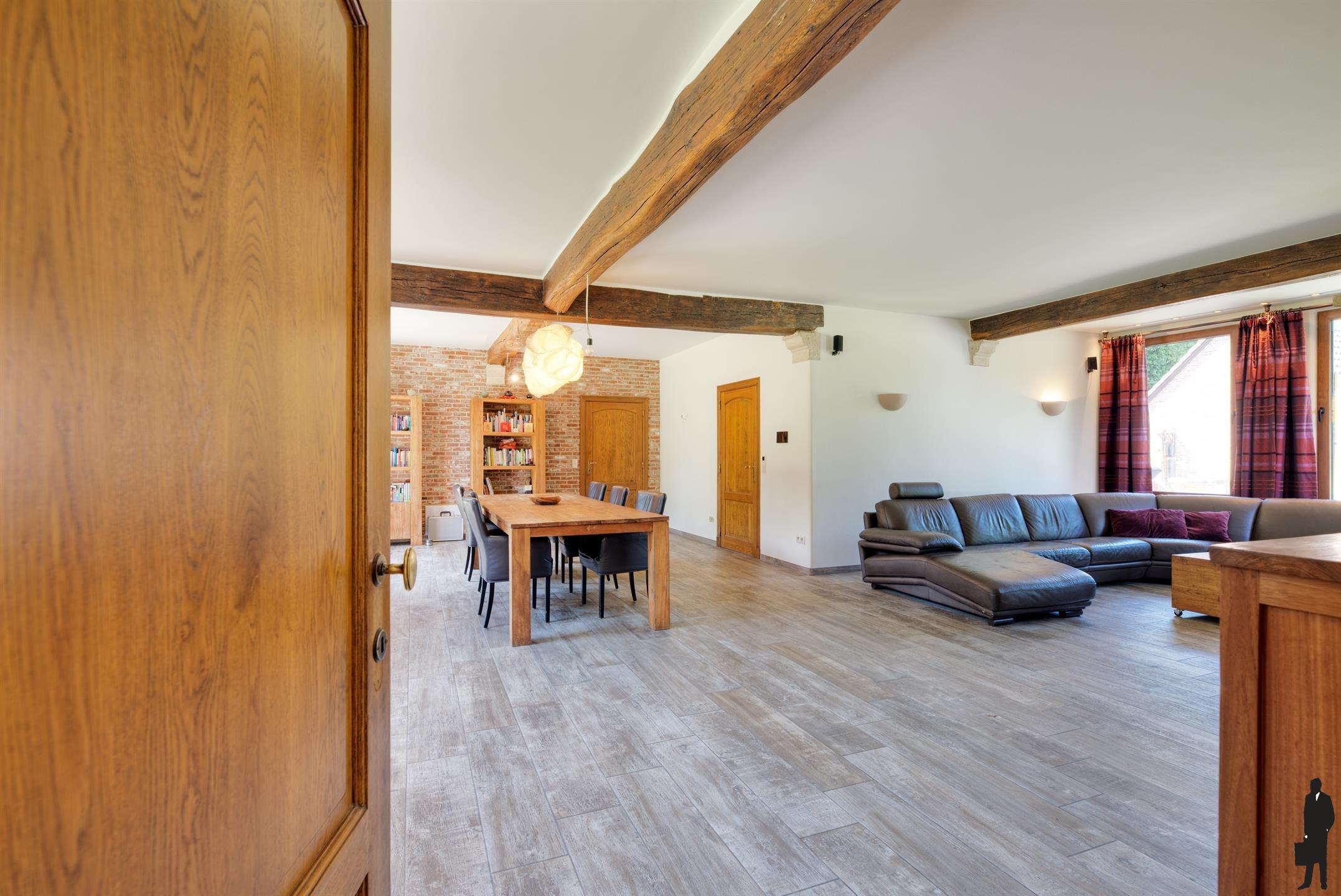 Luxe kangoeroe-villa te Sint-Job met paardenacc. op ca. 1,2 HA! foto 7