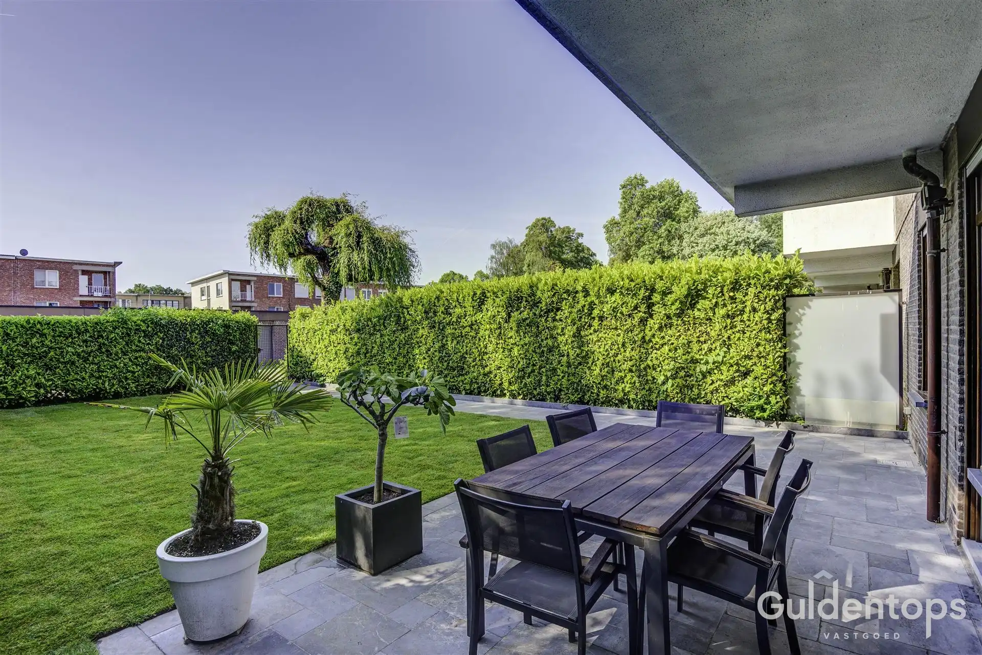 Modern ruim gelijkvloers (2 slk) appartement met ruime tuin foto 21