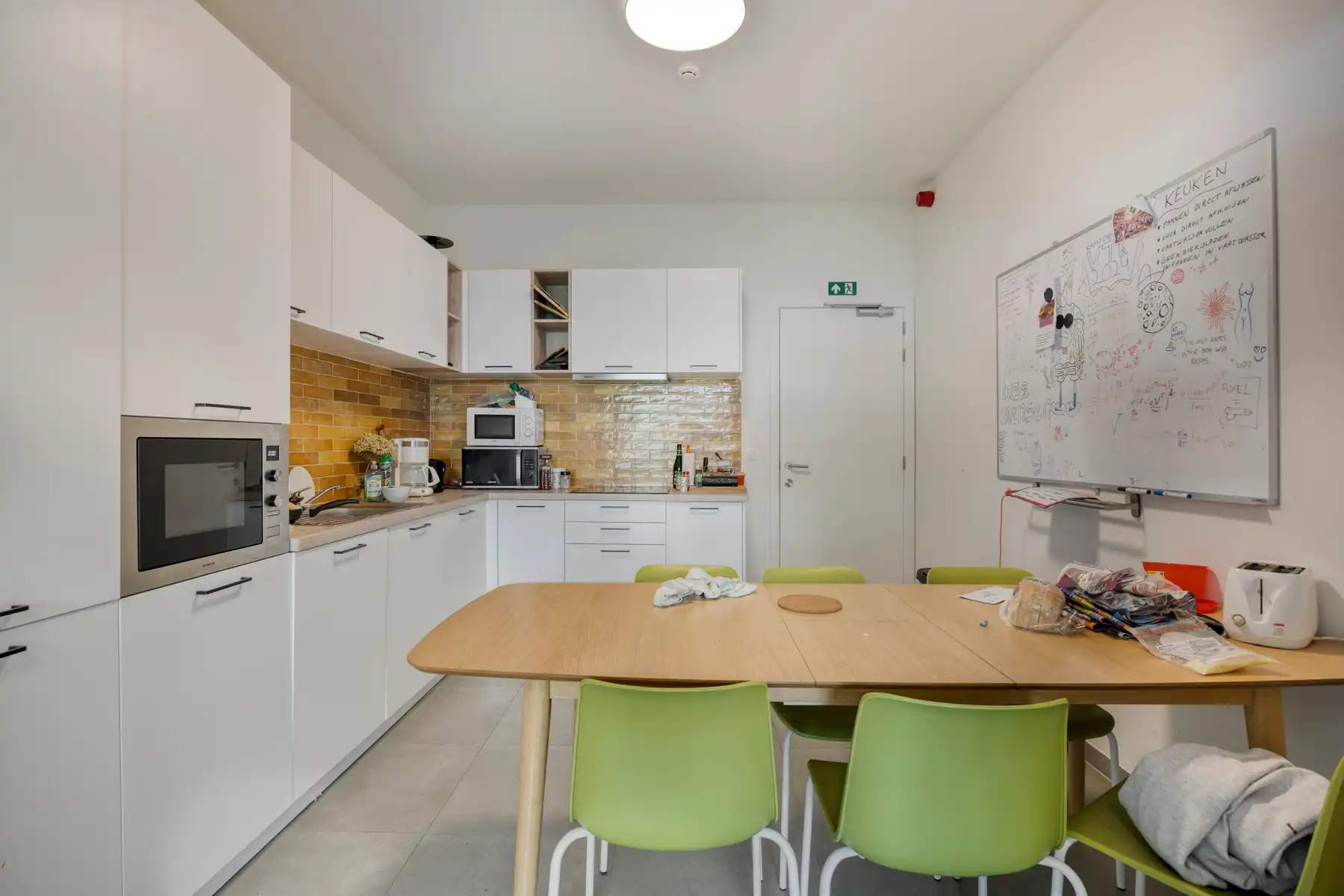 Kamer gedeeld sanitair!  foto 5