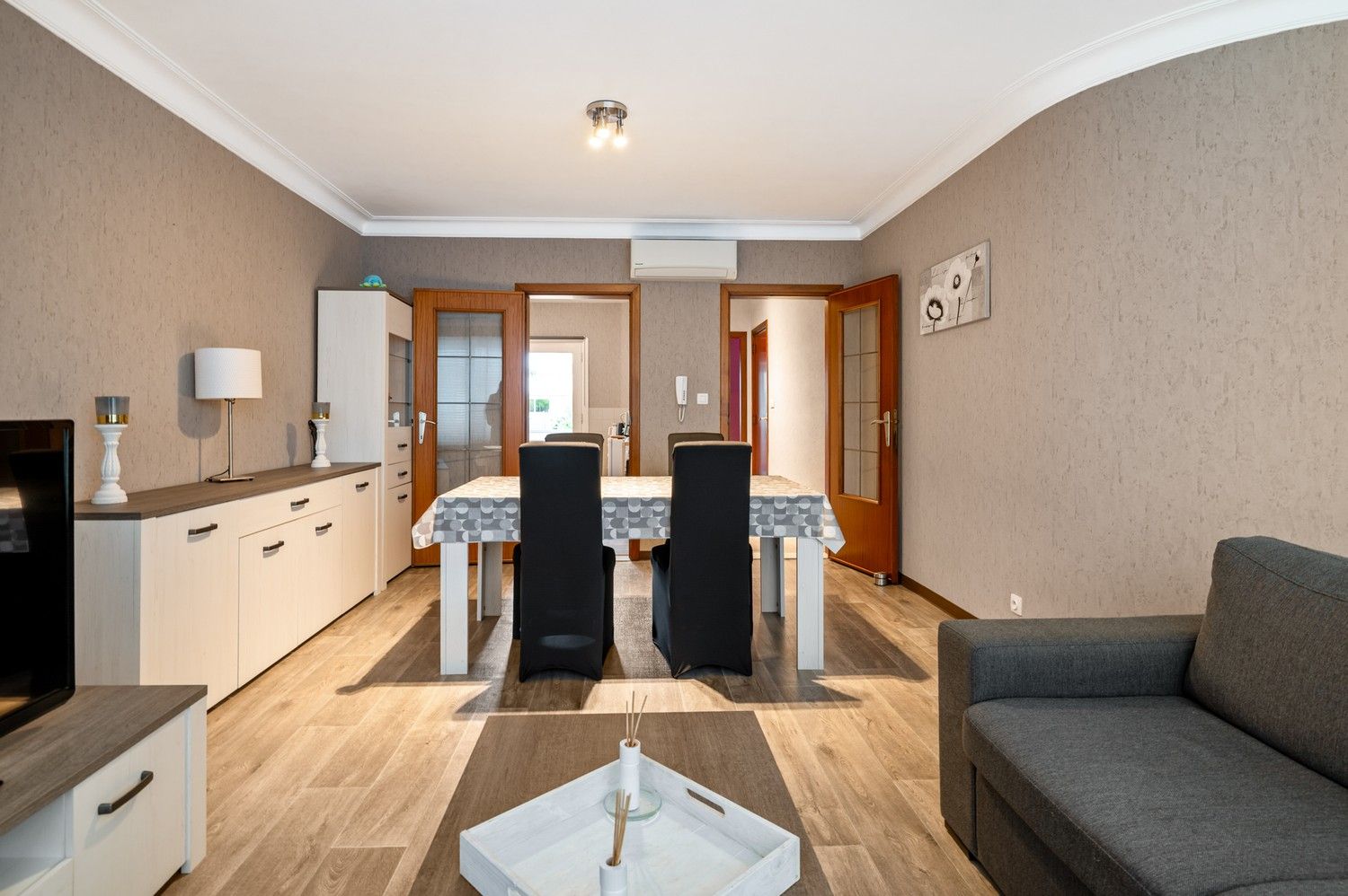 Instapklaar appartement in de Zwarte-Arend! foto 6