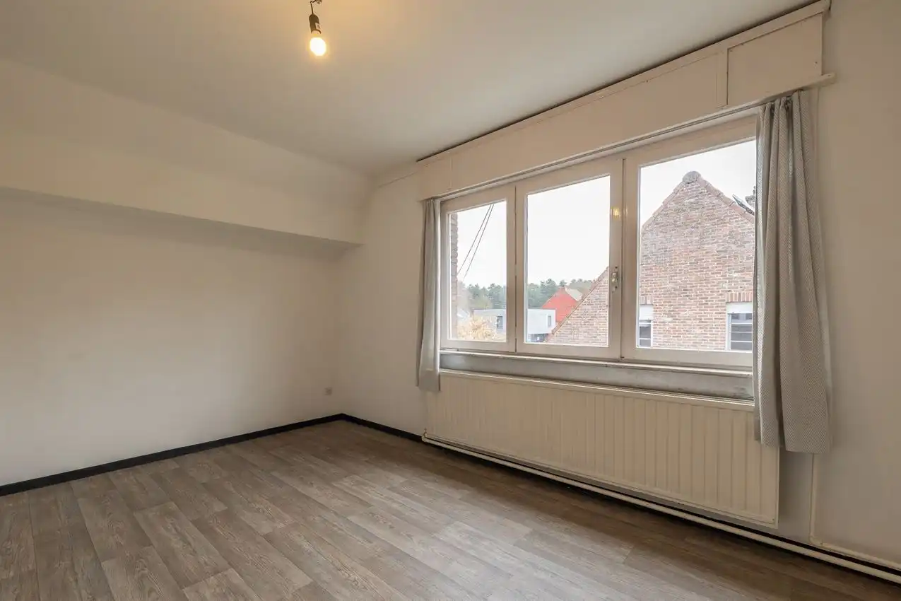 Gusting gelegen woning met 3 slpk, garage en tuin foto 28