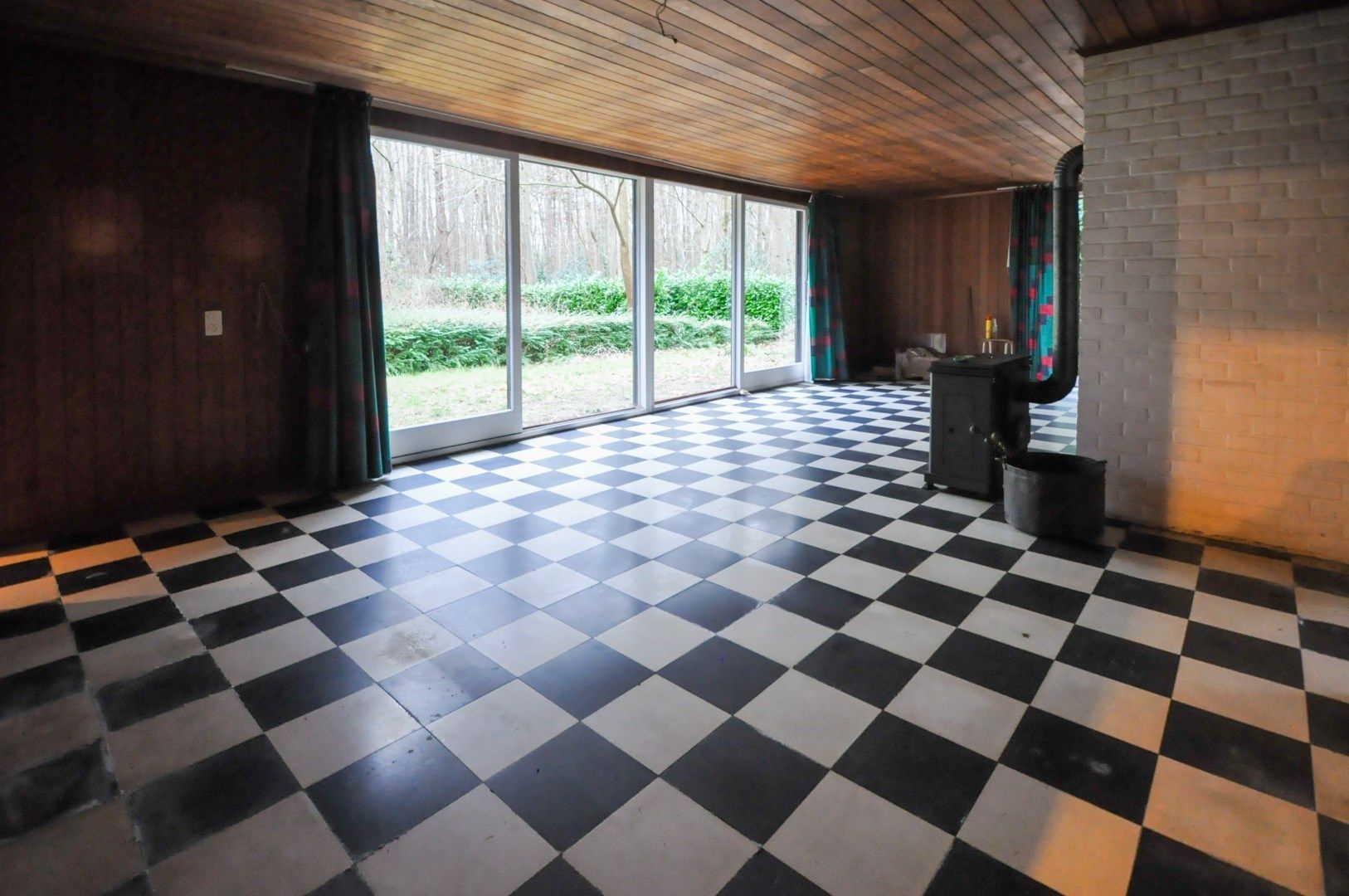 Uitzonderlijk villa-perceel gelegen in residentiële villa omgeving foto 17