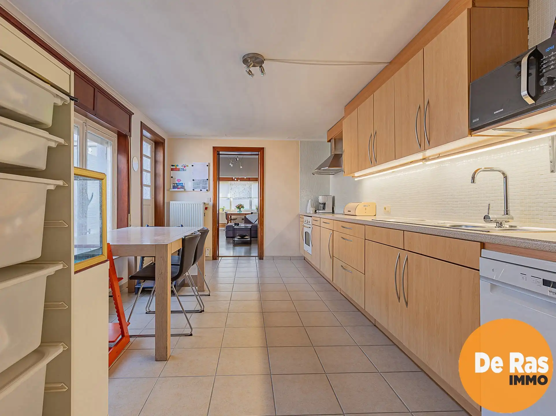 HELDERGEM - Gezellige woning met tuin, weide en stallen foto 9