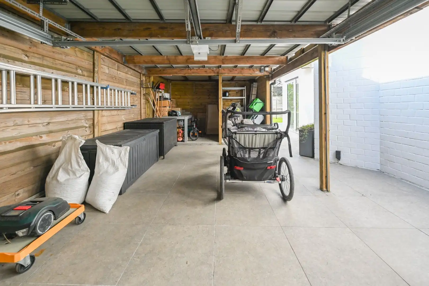Perfect instapklare woning met 4 slaapkamers en kantoor/praktijkruimte met aparte ingang (21 m²) foto 25