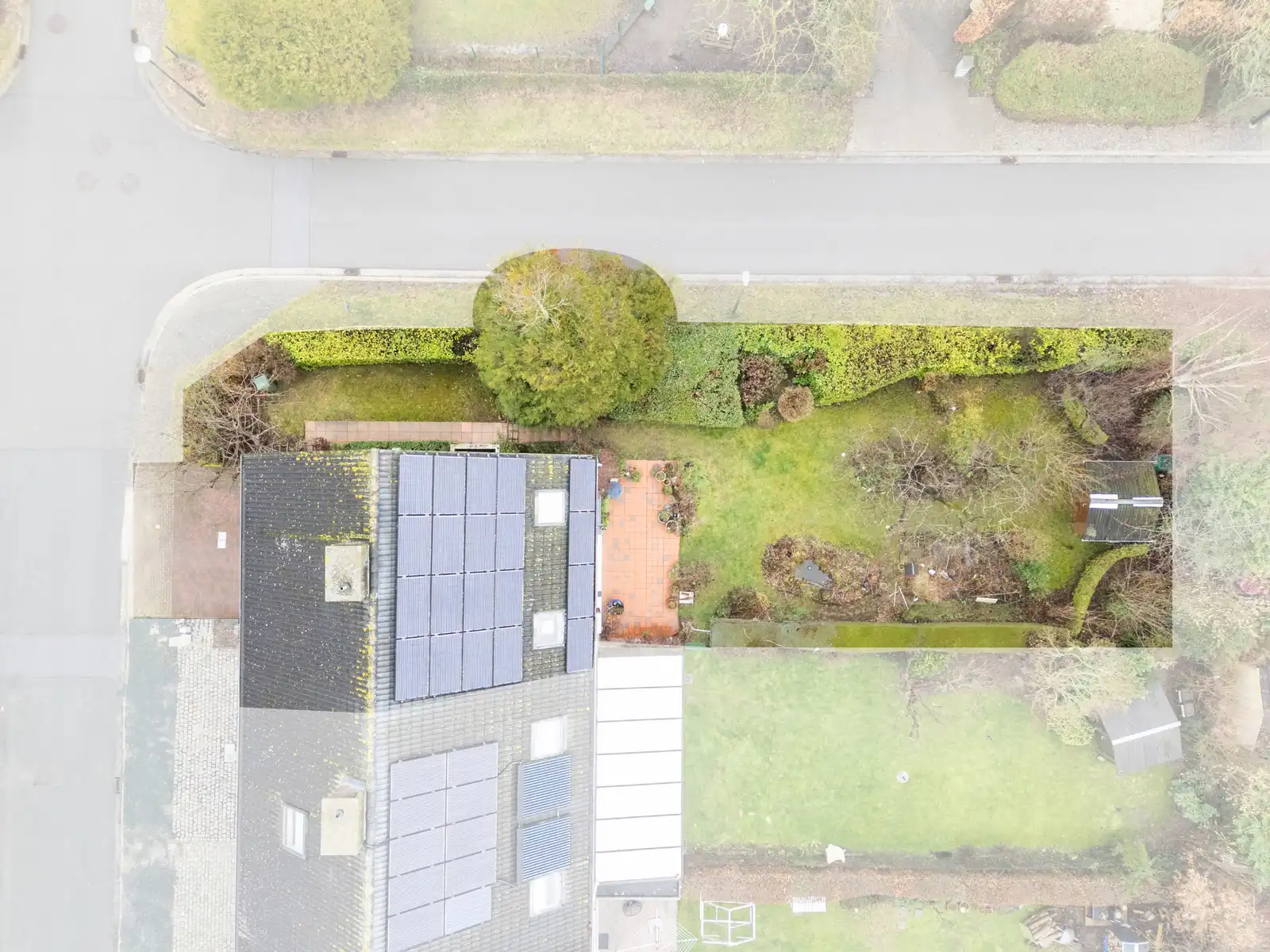 Gezinswoning met 3 slaapkamers, 2 garages en tuin te Meise  foto 2