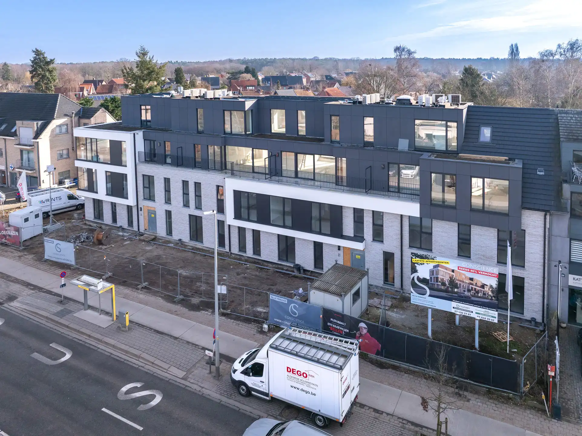 Prachtig penthouse met 2 slaapkamers foto 2