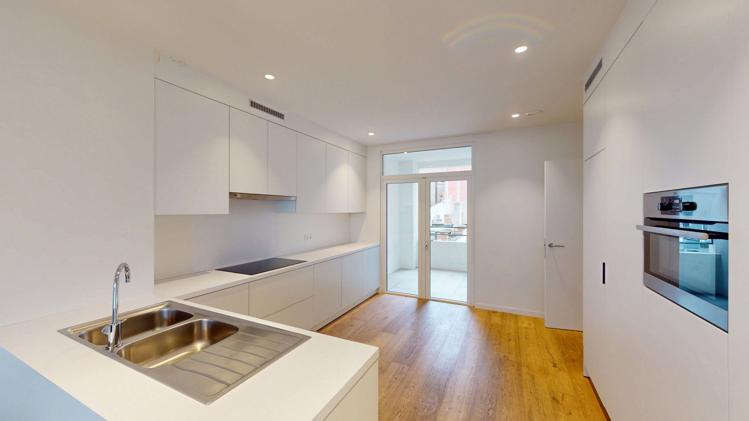 ANTWERPEN - Royaal appartement met terras op centrale locatie foto 6