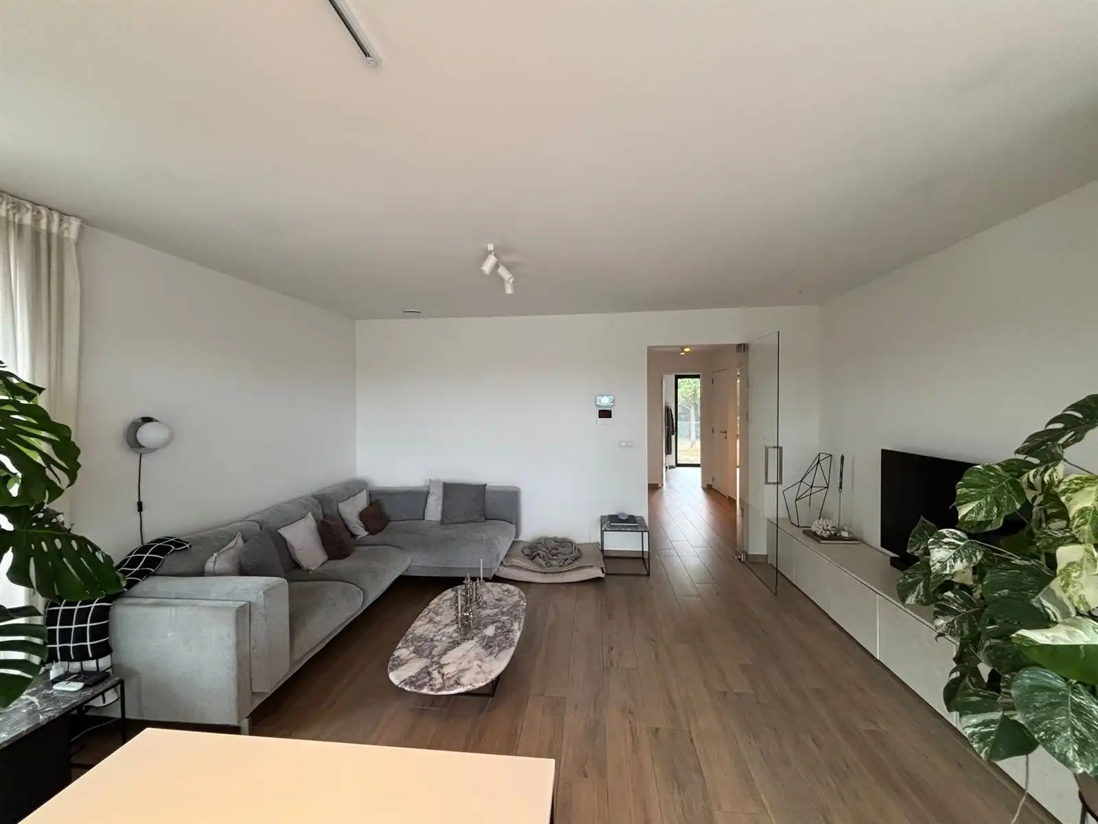 Appartement met 2 slaapkamers en ruim terras foto 6