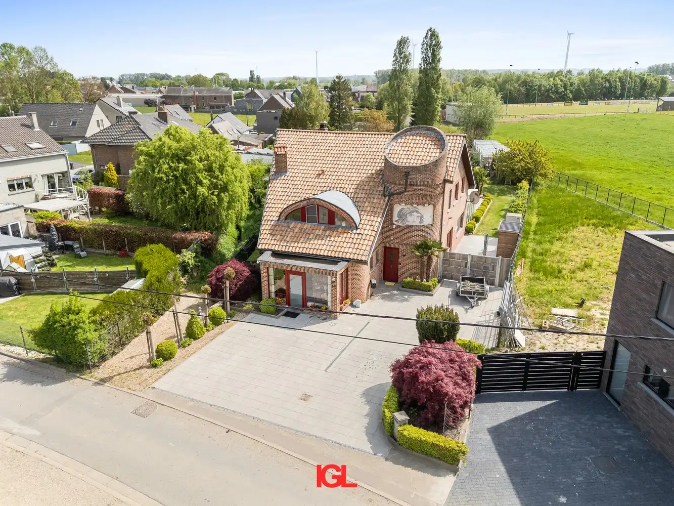 Villa met groot terrein (24a29ca), serres, vijver en overdekt zwembad foto {{pictureIndex}}