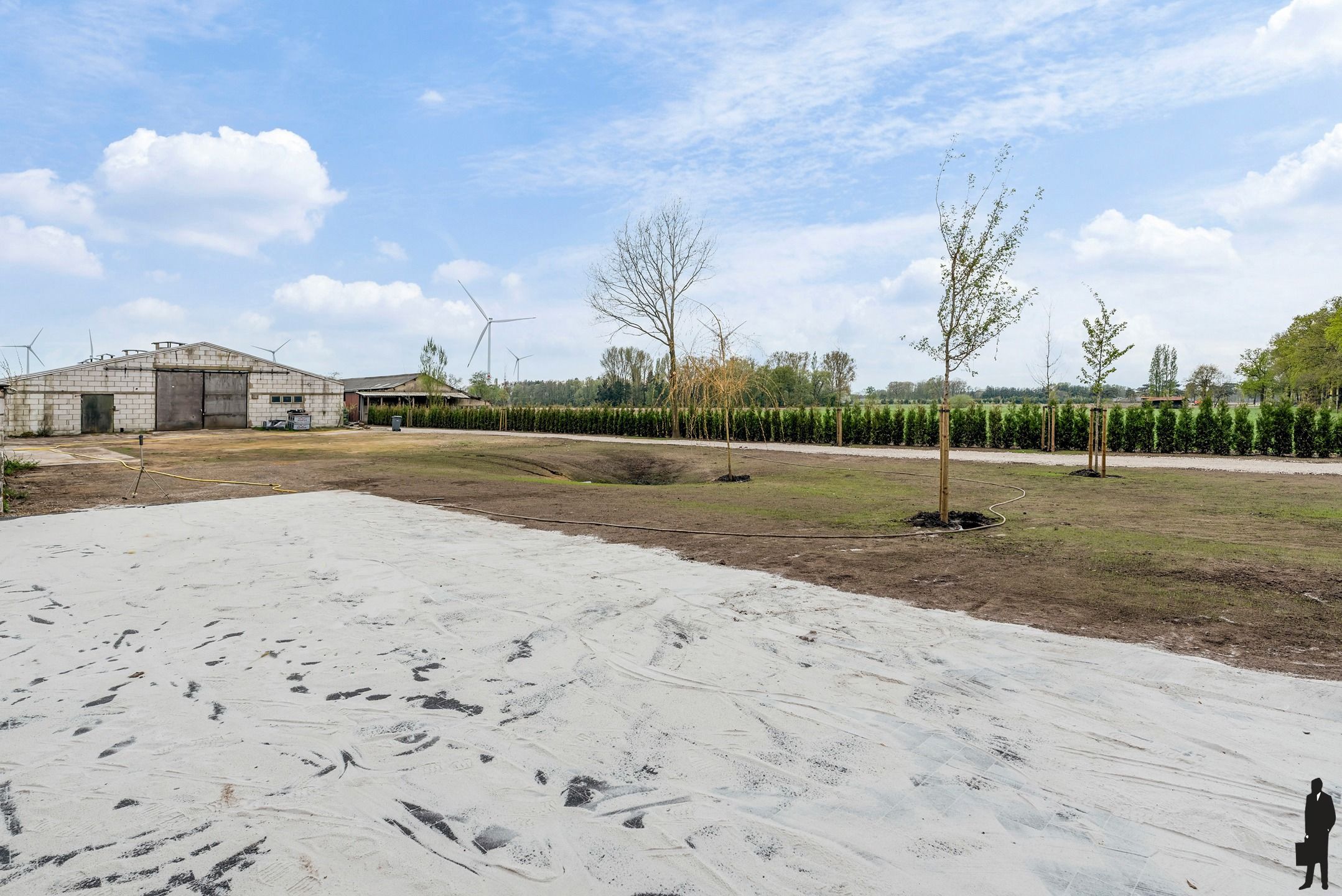 Ruime gezinswoning met 5 slaapkamers in Arendonk foto 14