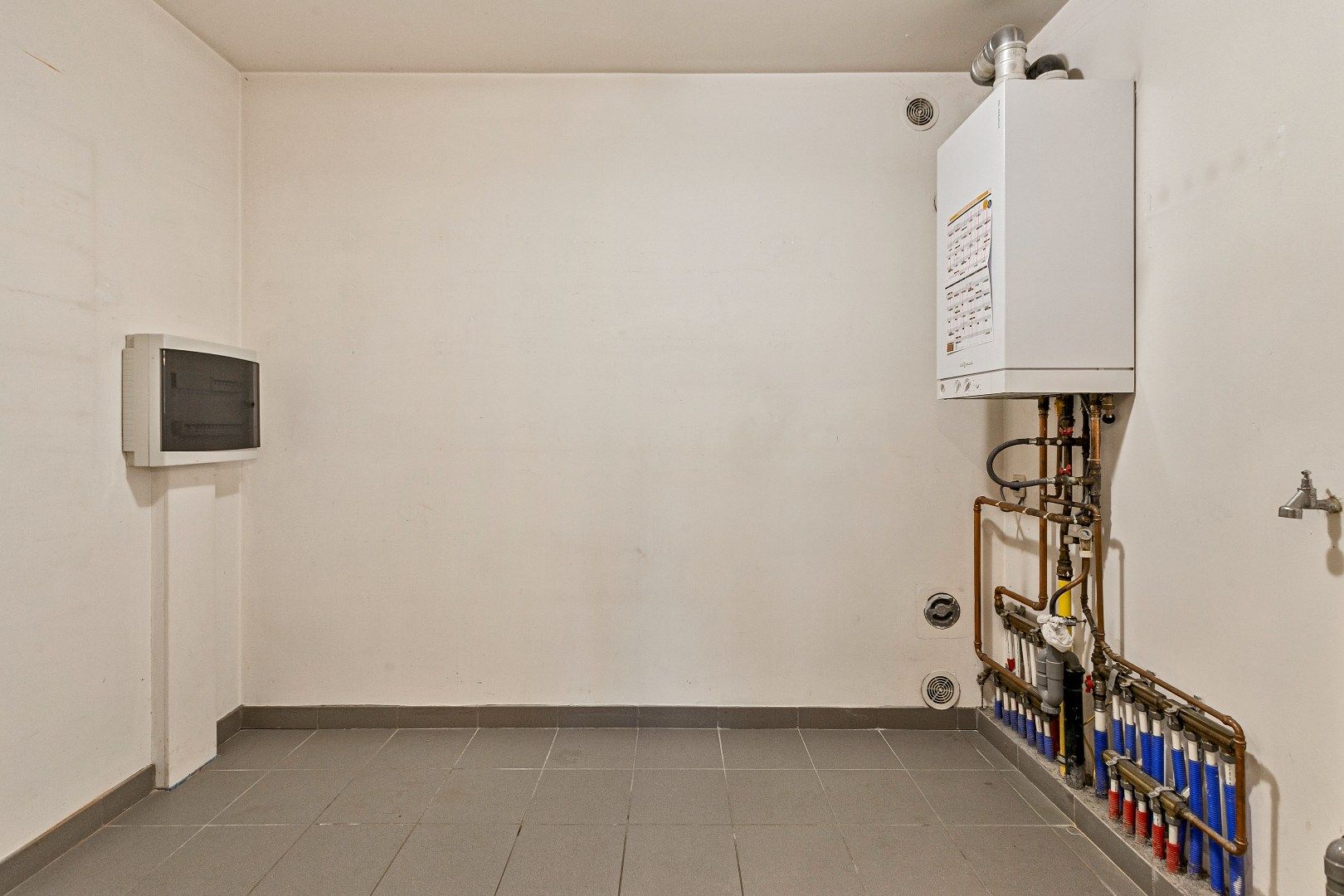 Prachtig gelijkvloers  3 slaapkamer appartement met tuin van 389m2 foto 21