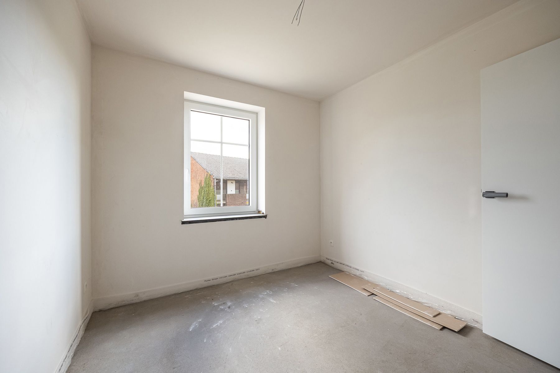 Ruime gezinswoning (ca 245 m²) met 4 slaapkamers op perceel van ca. 303 m². foto 15