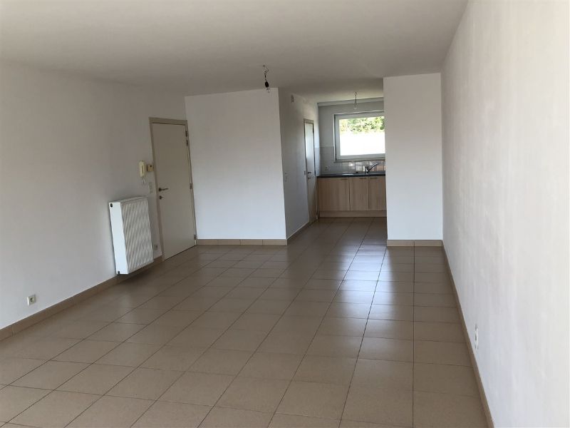 Instapklaar appartement met garage foto 2