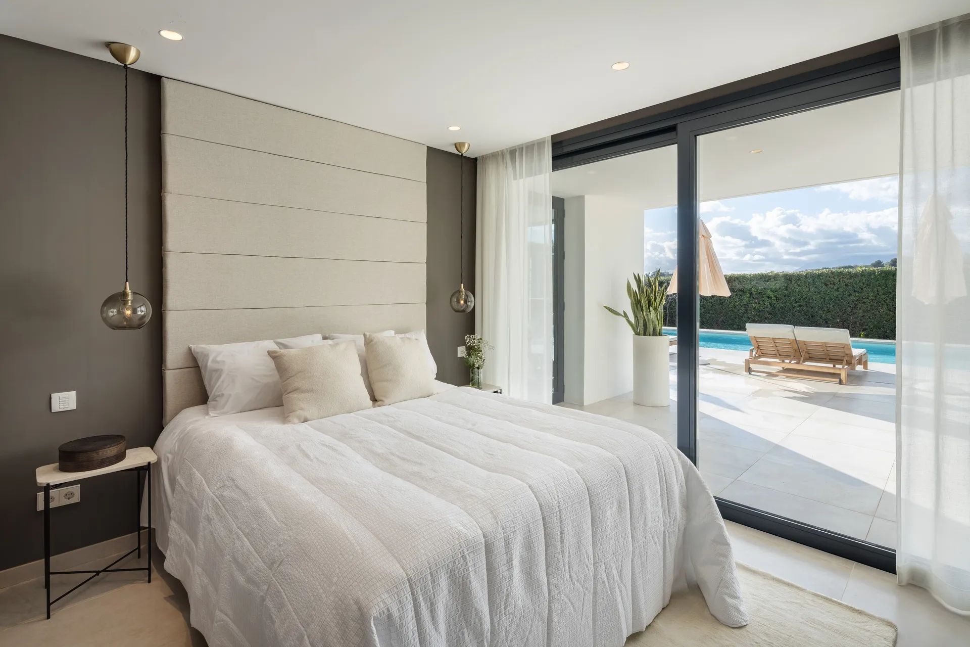 Moderne luxe aan de golfbaan – villa met adembenemend uitzicht in het hart van Nueva Andalucía foto 13