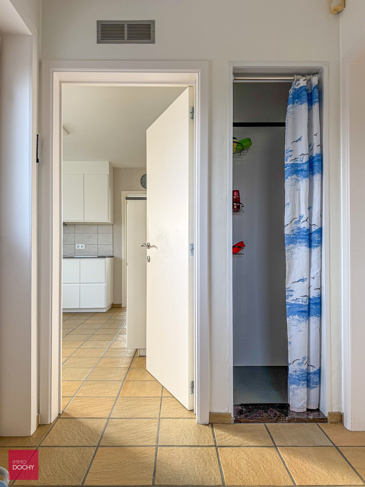 Instapklare lichtrijke alleenstaande woning | Lindestraat foto 9