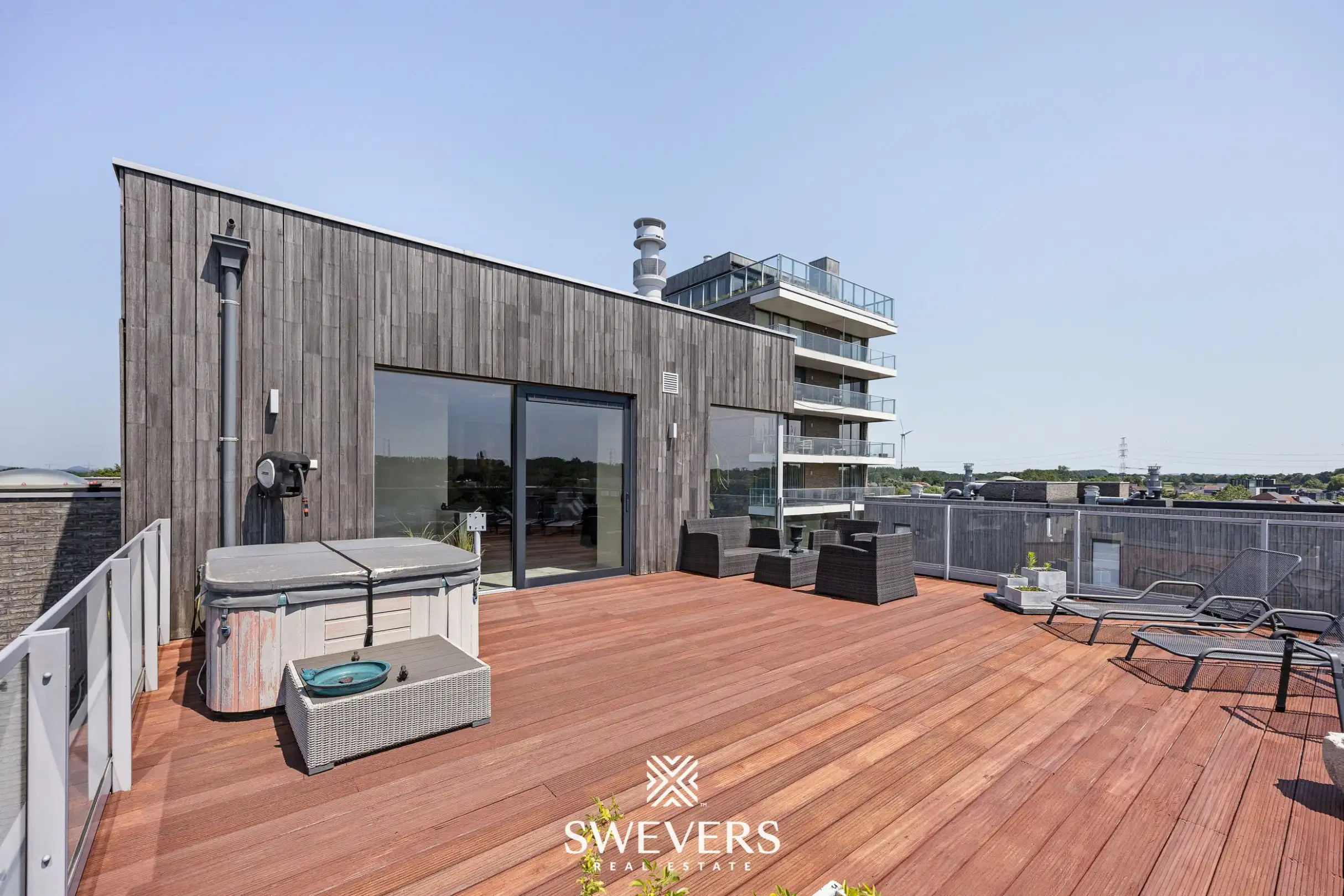 Luxueus penthouse van 204 m² met uitzonderlijke terrassen en panoramisch zicht in Hasselt foto 29