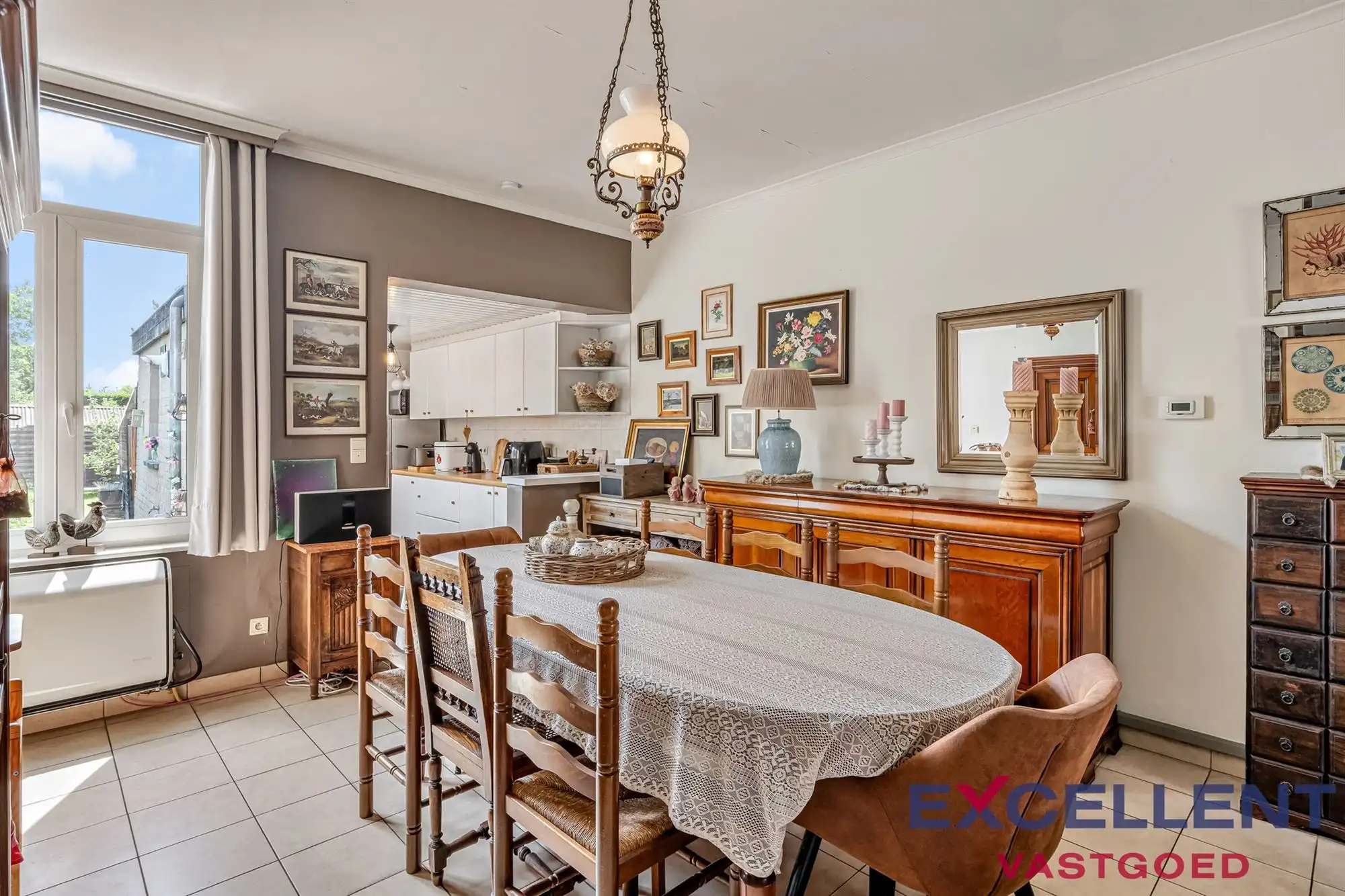 Ruime instapklare woning te koop Deinze foto 3