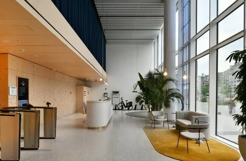 Koning Boudewijnlaan 30, 1000 Brussel foto {{pictureIndex}}