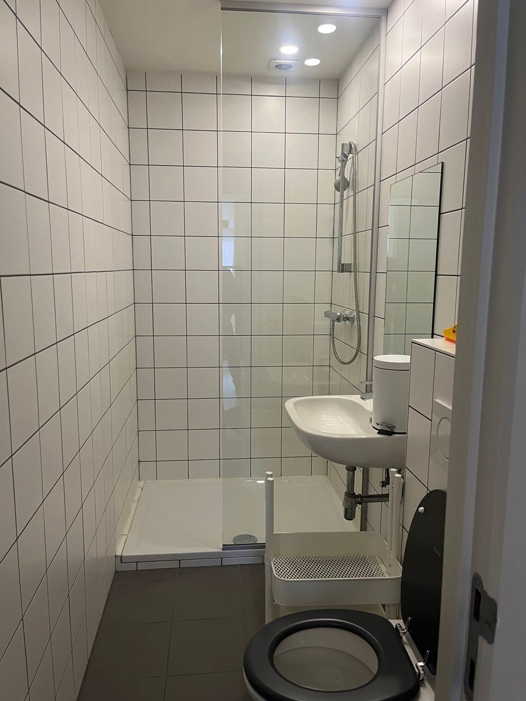 Instapklare studentenkamer met eigen badkamer op top ligging foto 9
