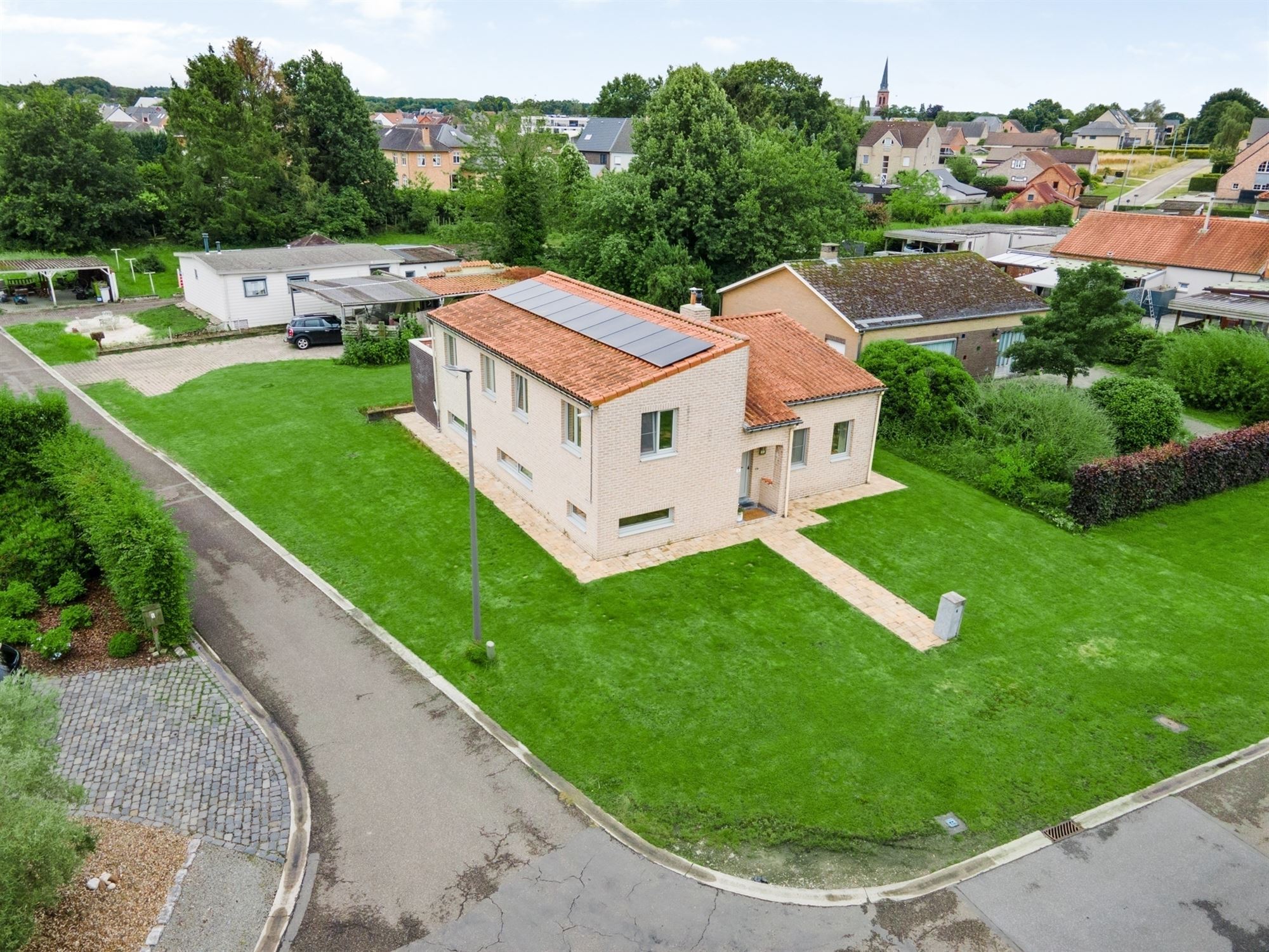 Charmante woning nabij dorpscentrum van Hulshout. foto 1