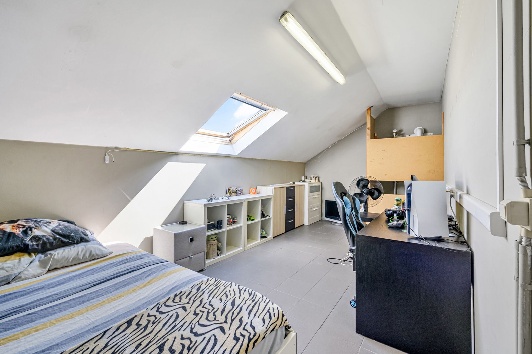 Instapklare luxewoning met 4 slkms en tuin. foto 12