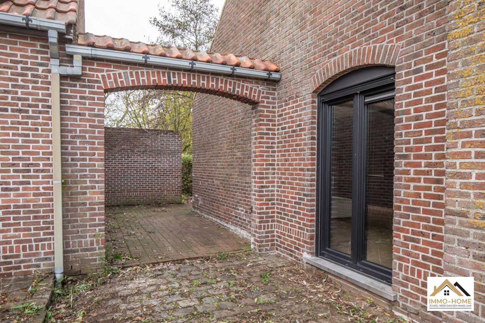 Gerenoveerde ruime open bebouwing op landelijke ligging foto 24