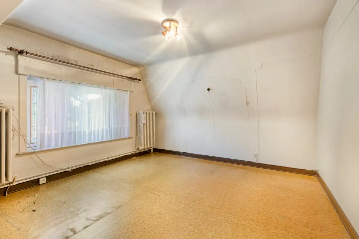Karaktervolle gezinswoning op 1524m² te koop in Bissegem! foto 13