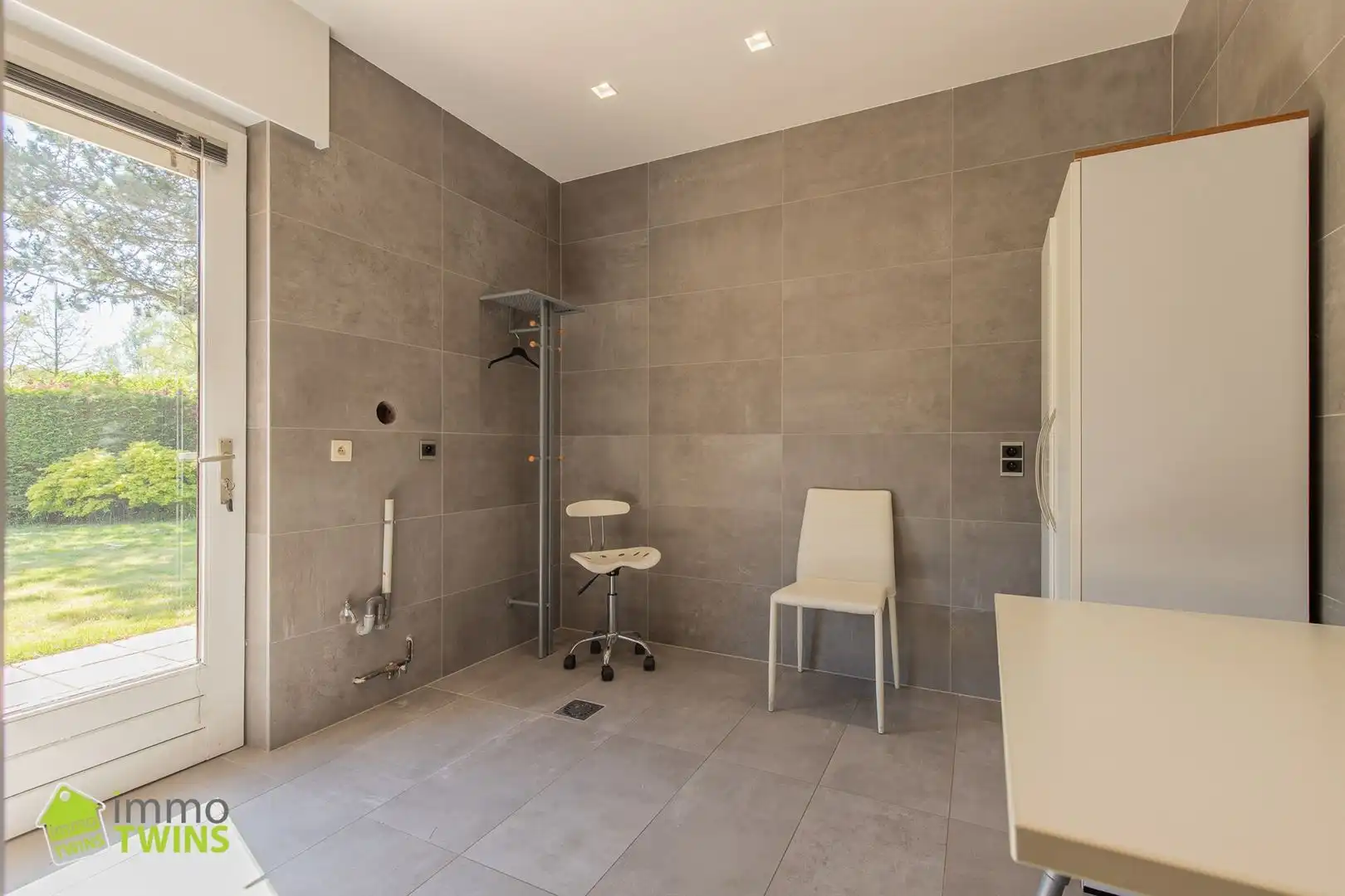 Uitzonderlijk ruime en veelzijdige praktijkwoning / cohousing met tal van mogelijkheden foto 30