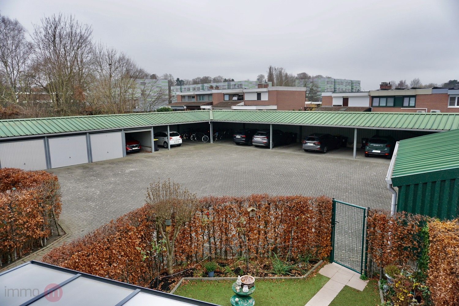 Goed gelegen appartement met 2 slaapkamers, terras en autostaanplaats foto 25