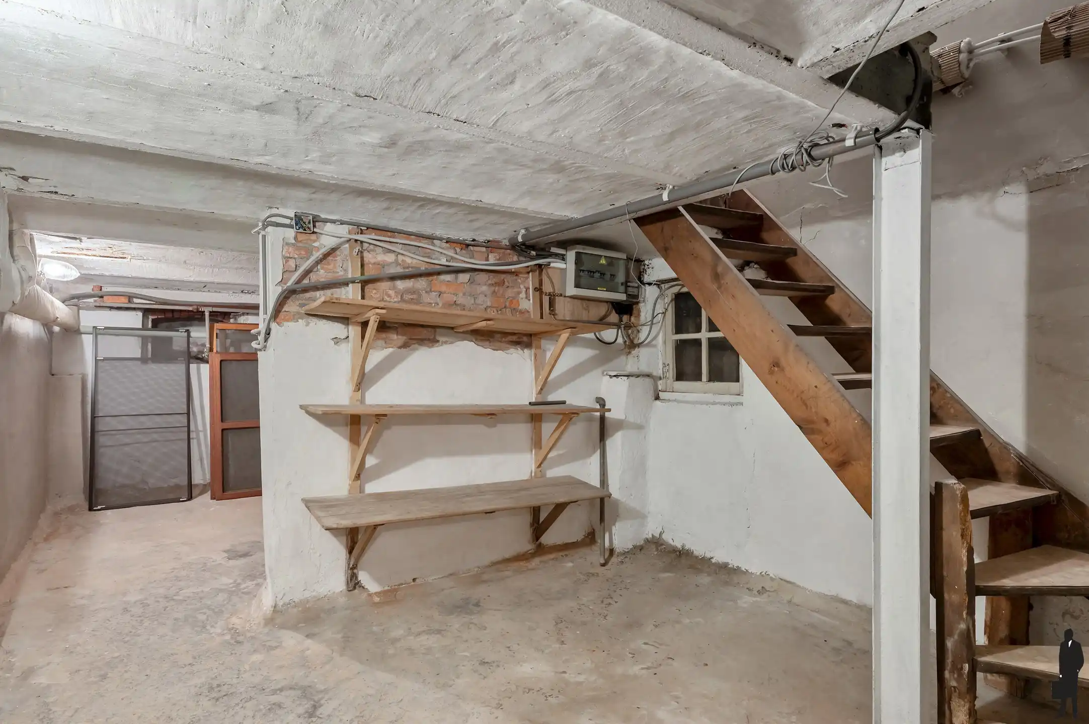 Charmante, zeer ruime, gerenoveerde ingenieursvilla in groen foto 23