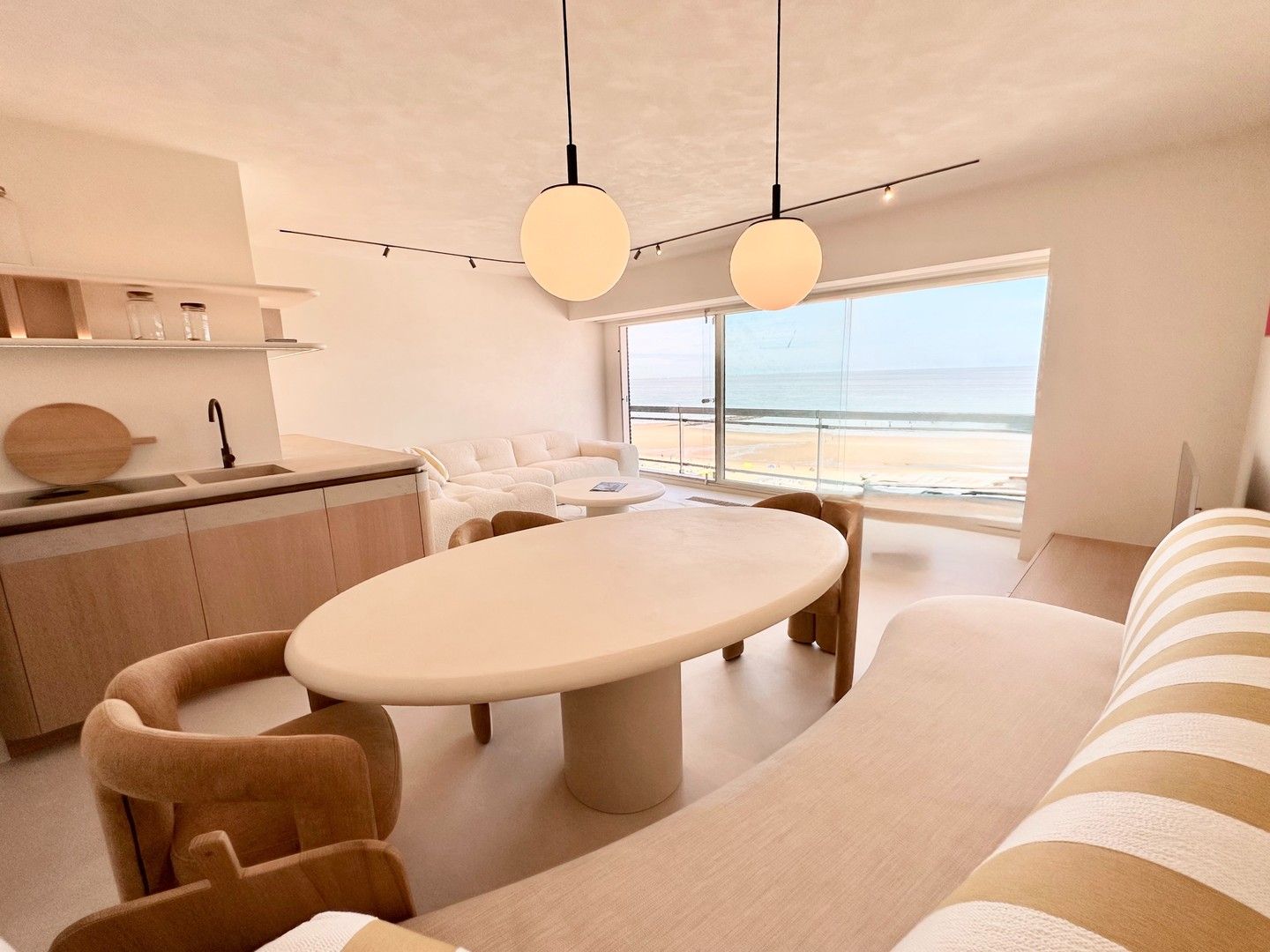 Fantastisch gerenoveerd appartement met zeezicht gelegen tussen het Lichttorenplein en het Albertplein foto 26