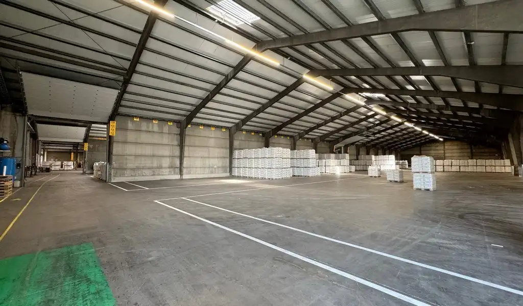 Magazijn te huur in Schomhoeve Logistic Center in haven Antwerpen foto 6