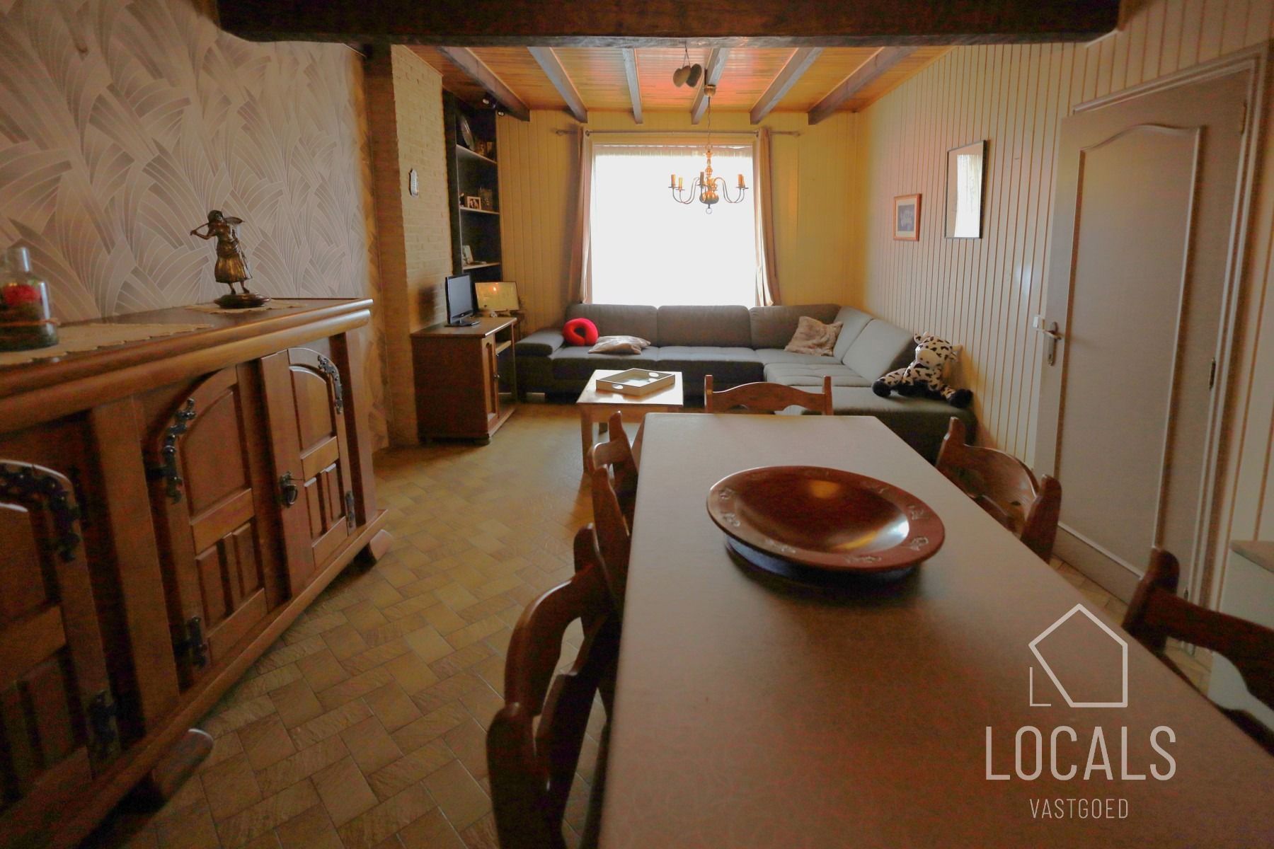 Te renoveren woning in het landelijke Kerksken foto 5