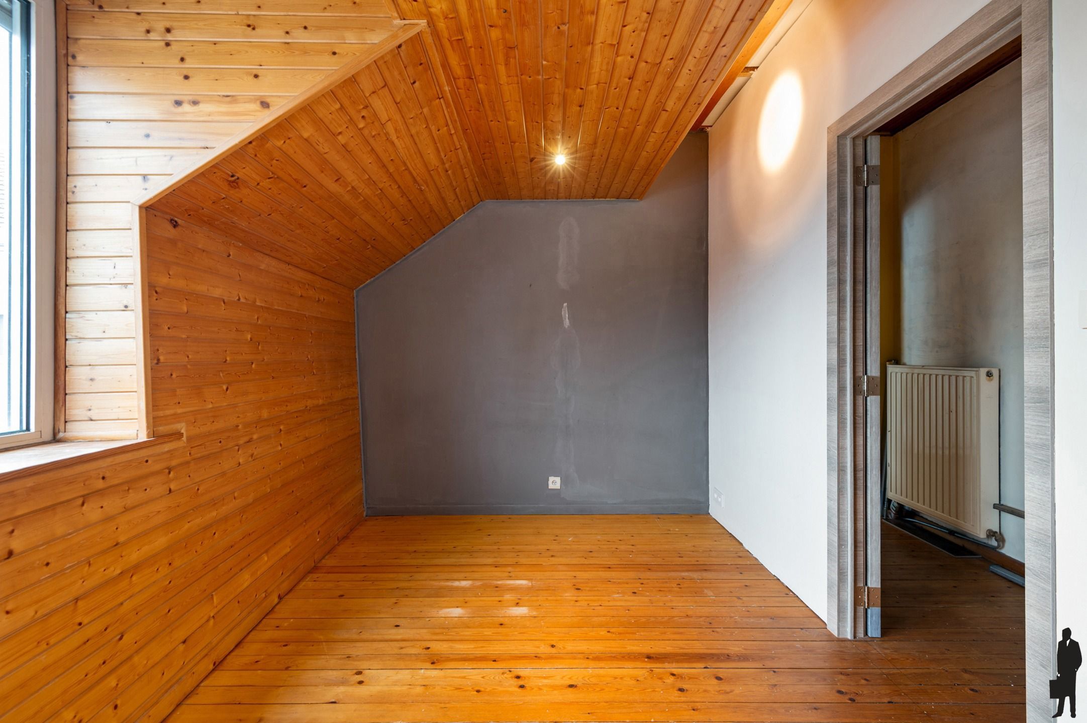 Ruime woning op een interessante locatie foto 17