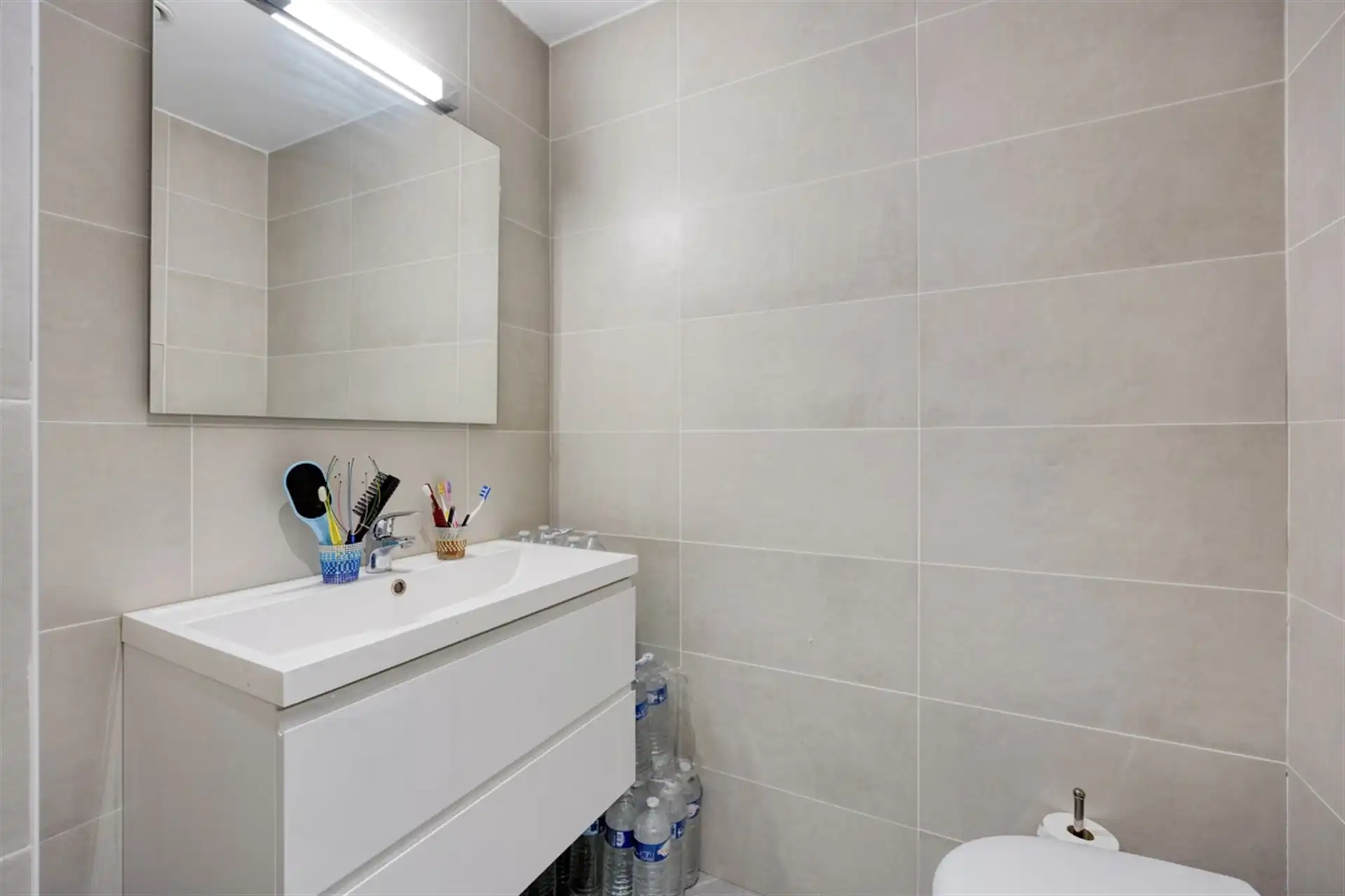 Flat te koop op uitstekende locatie. foto 8