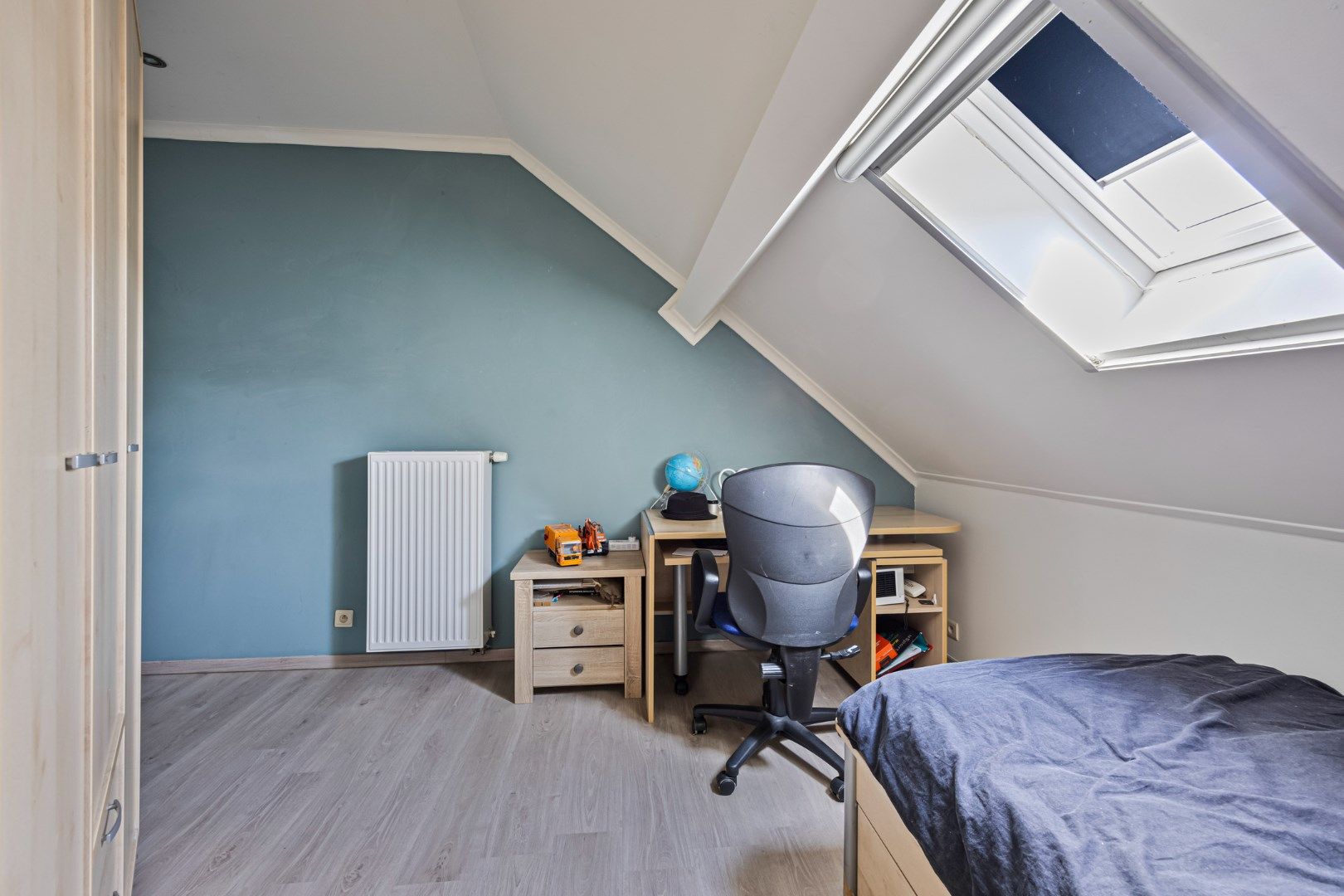 Instapklare woning met 3 SLPKS en zon georiënteerde tuin !  foto 20