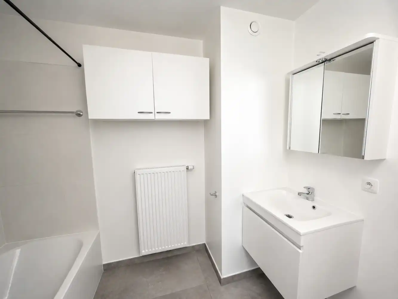Gelijkvloersappartement met twee slaapkamers en terrasje dichtbij het centrum van Blankenberge. foto 11